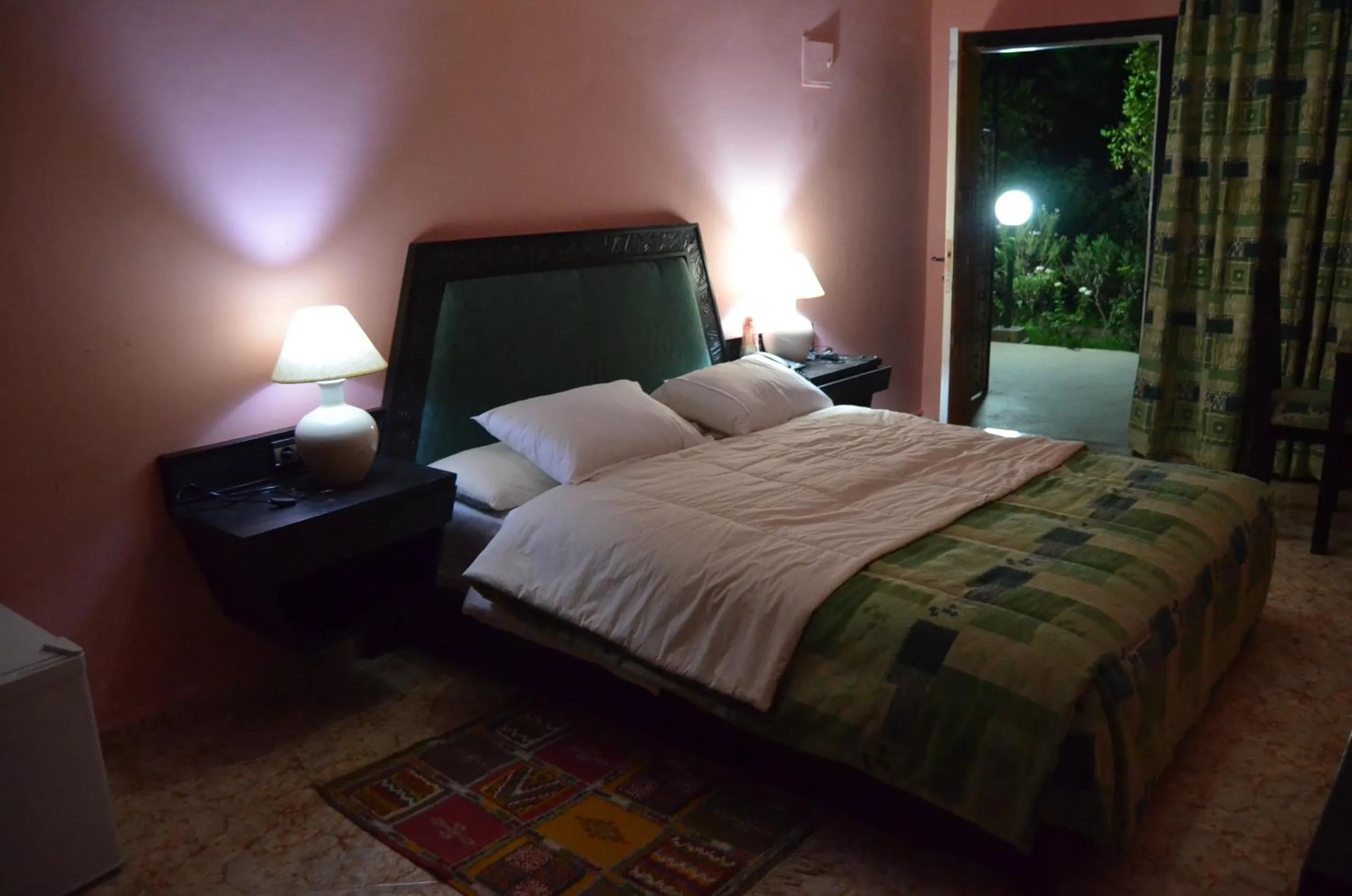 Bed in Almounia Hotel & Spa