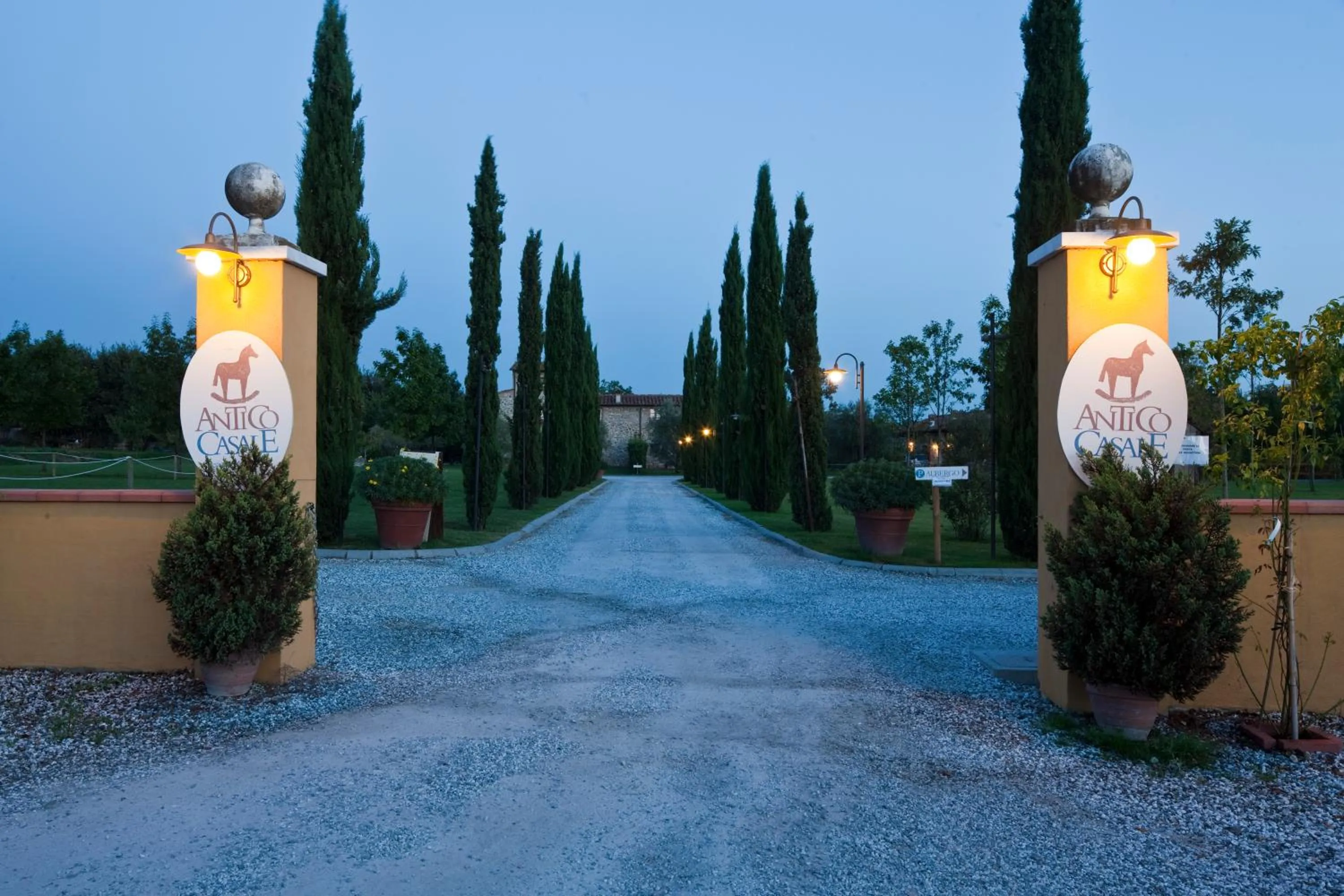 Facade/entrance in Antico Casale