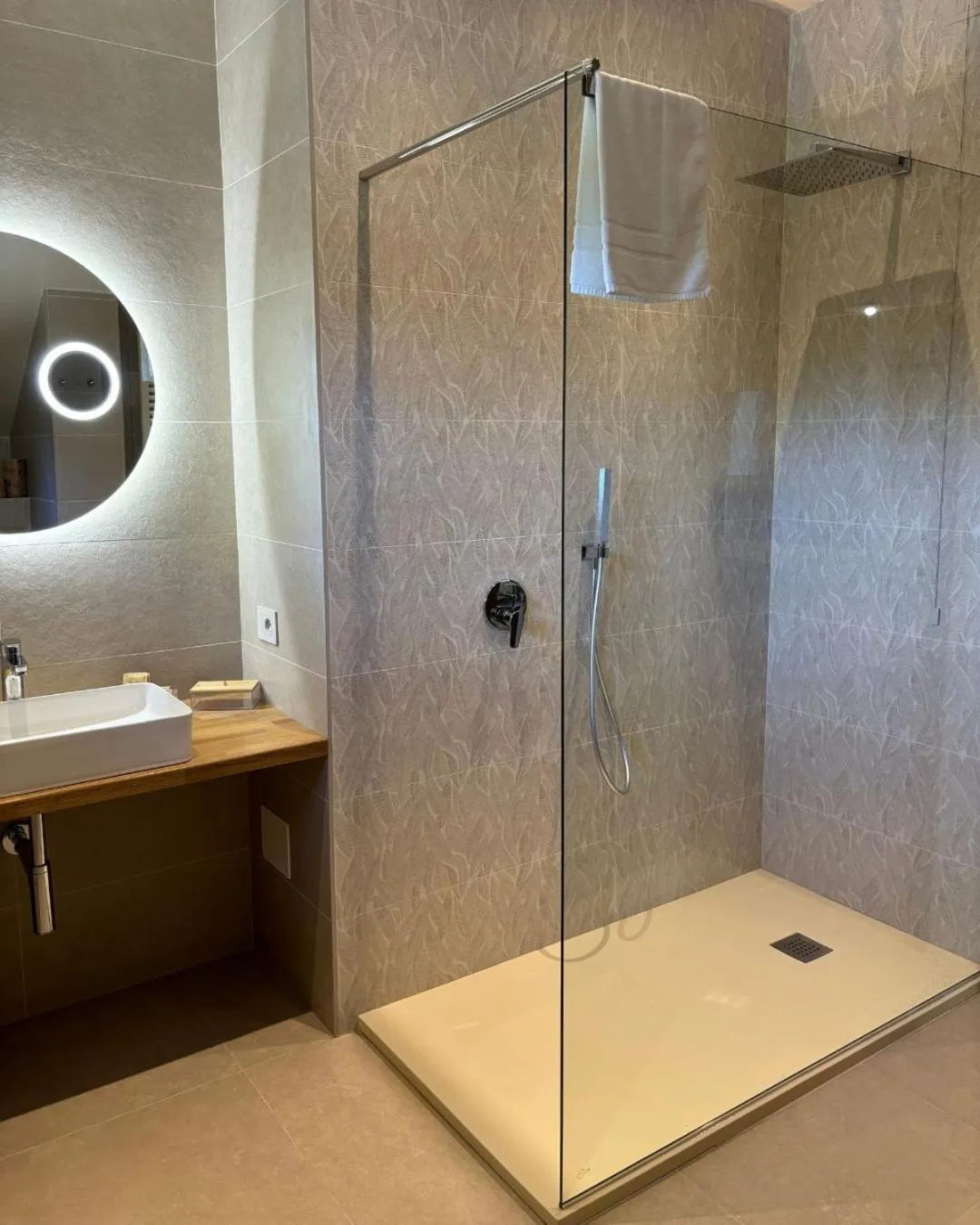 Shower in Antico Casale