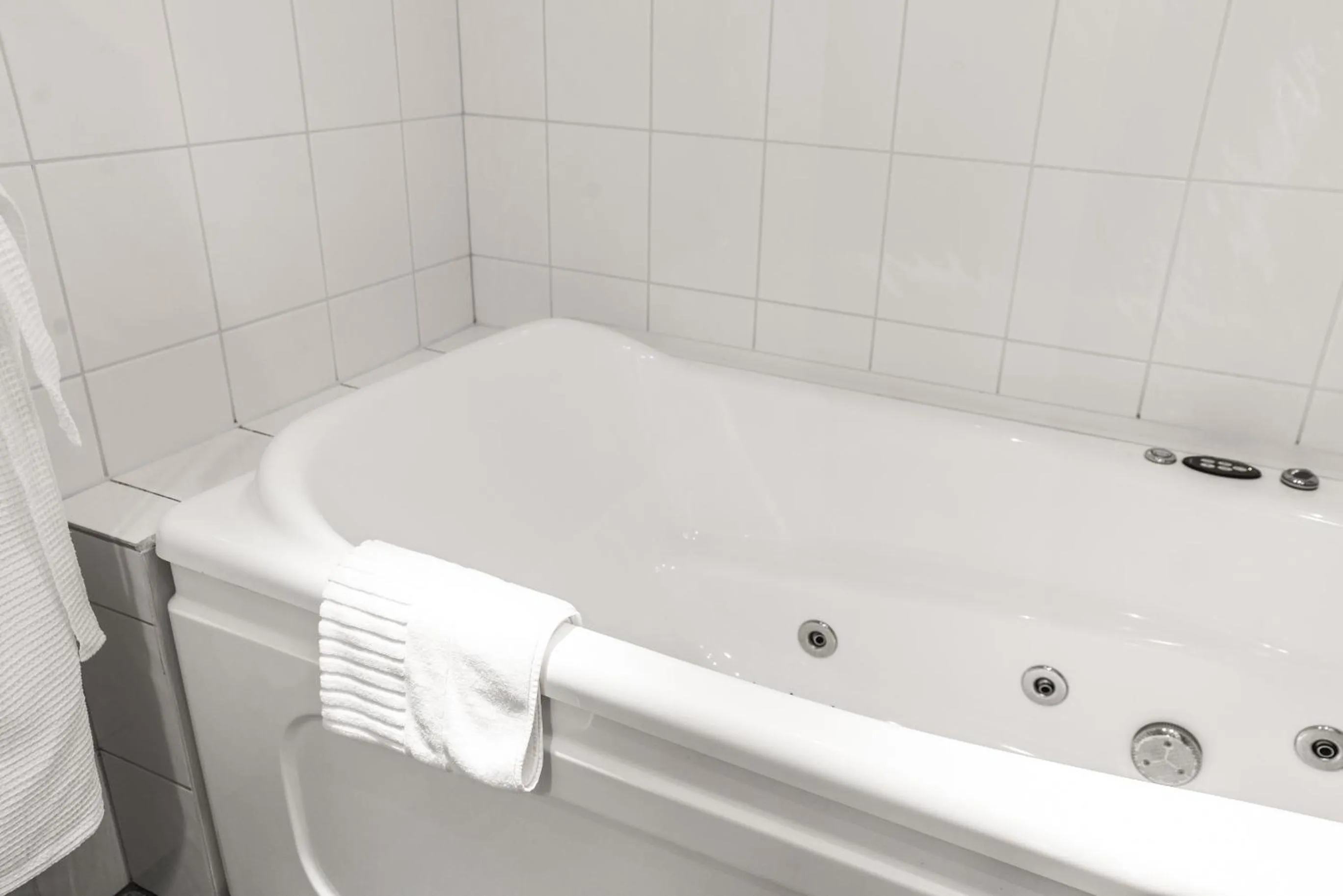 Bathroom in Hotel Fjalar