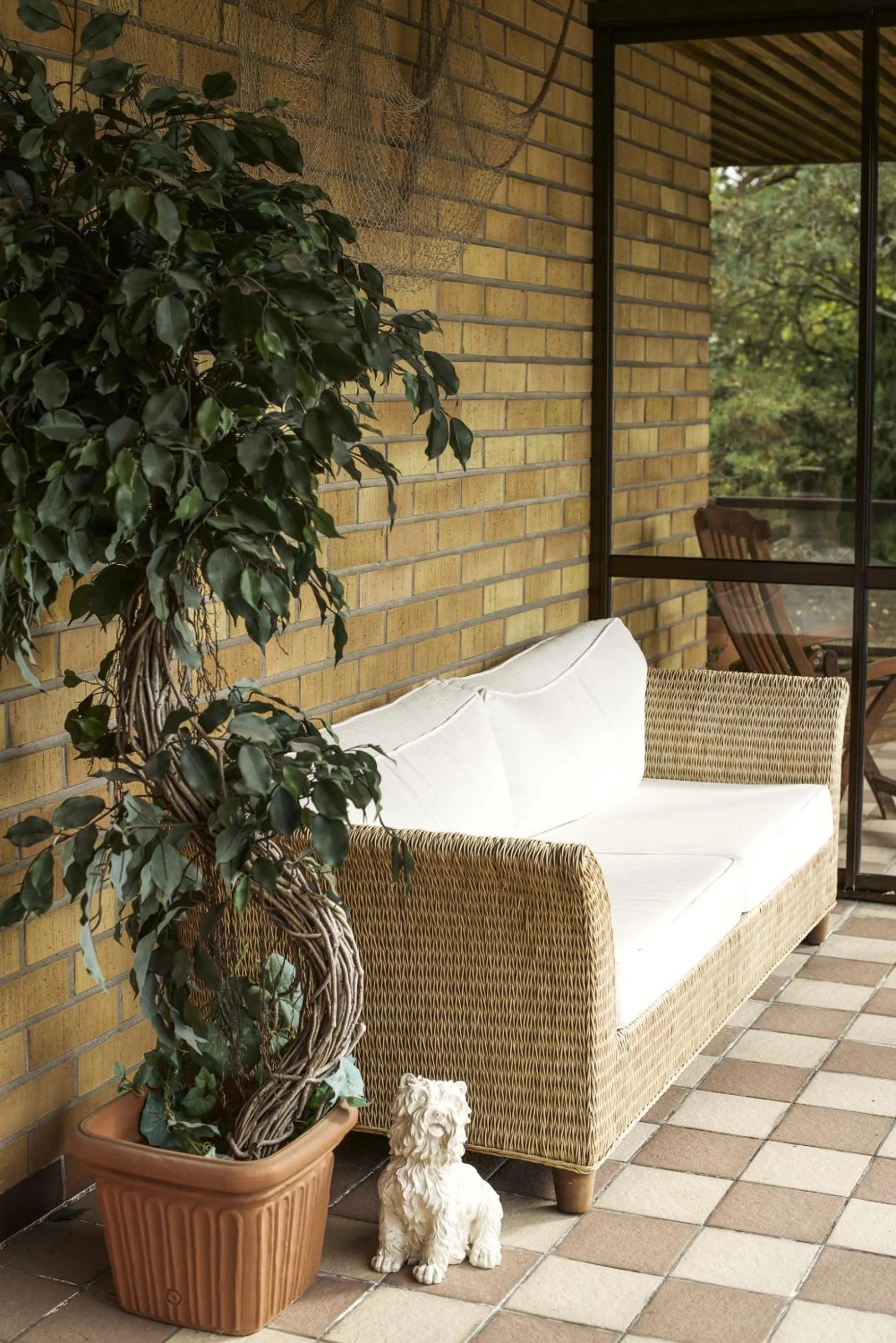 Balcony/Terrace, Bed in Hotel Fjalar