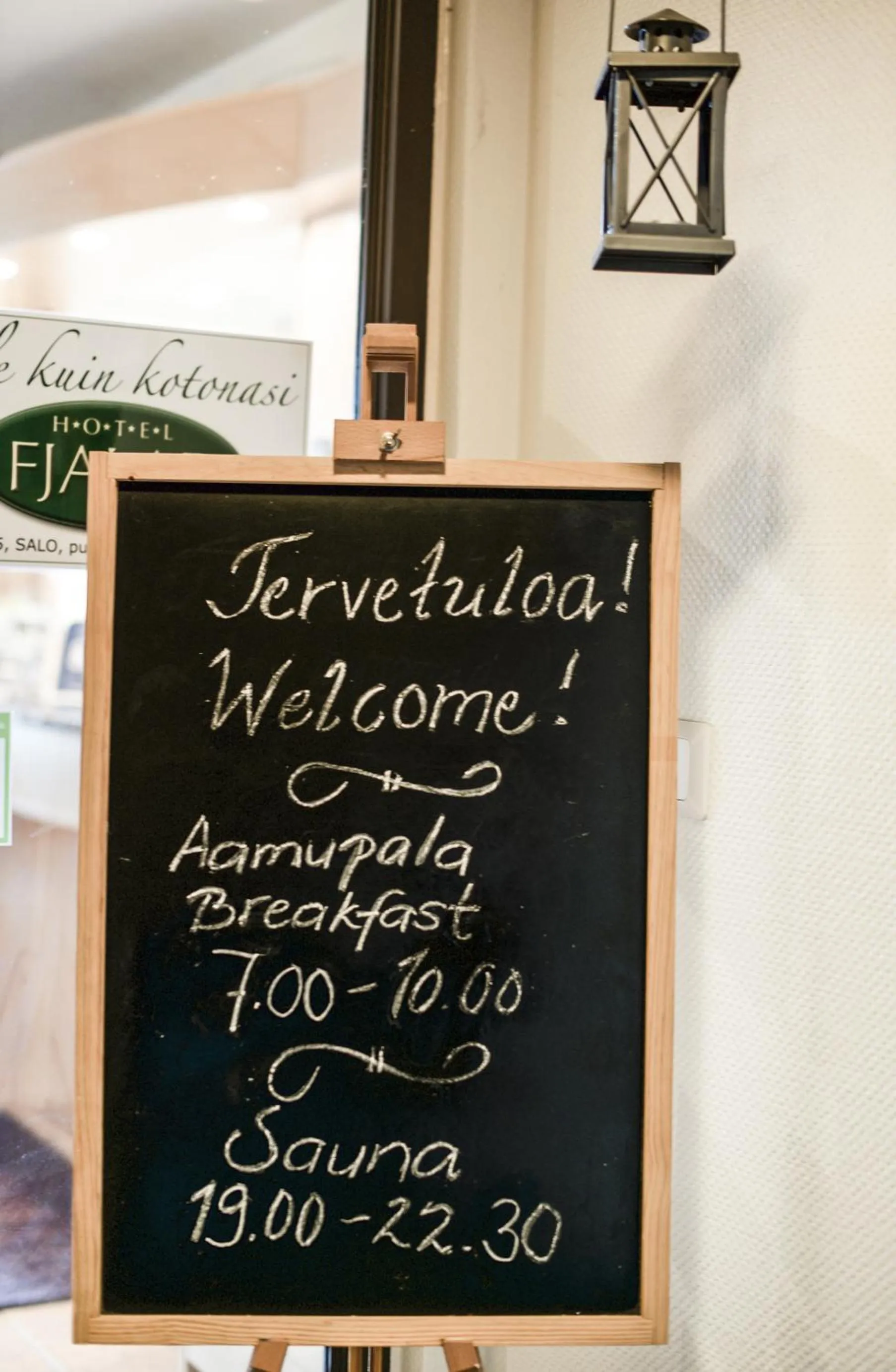 Facade/entrance in Hotel Fjalar