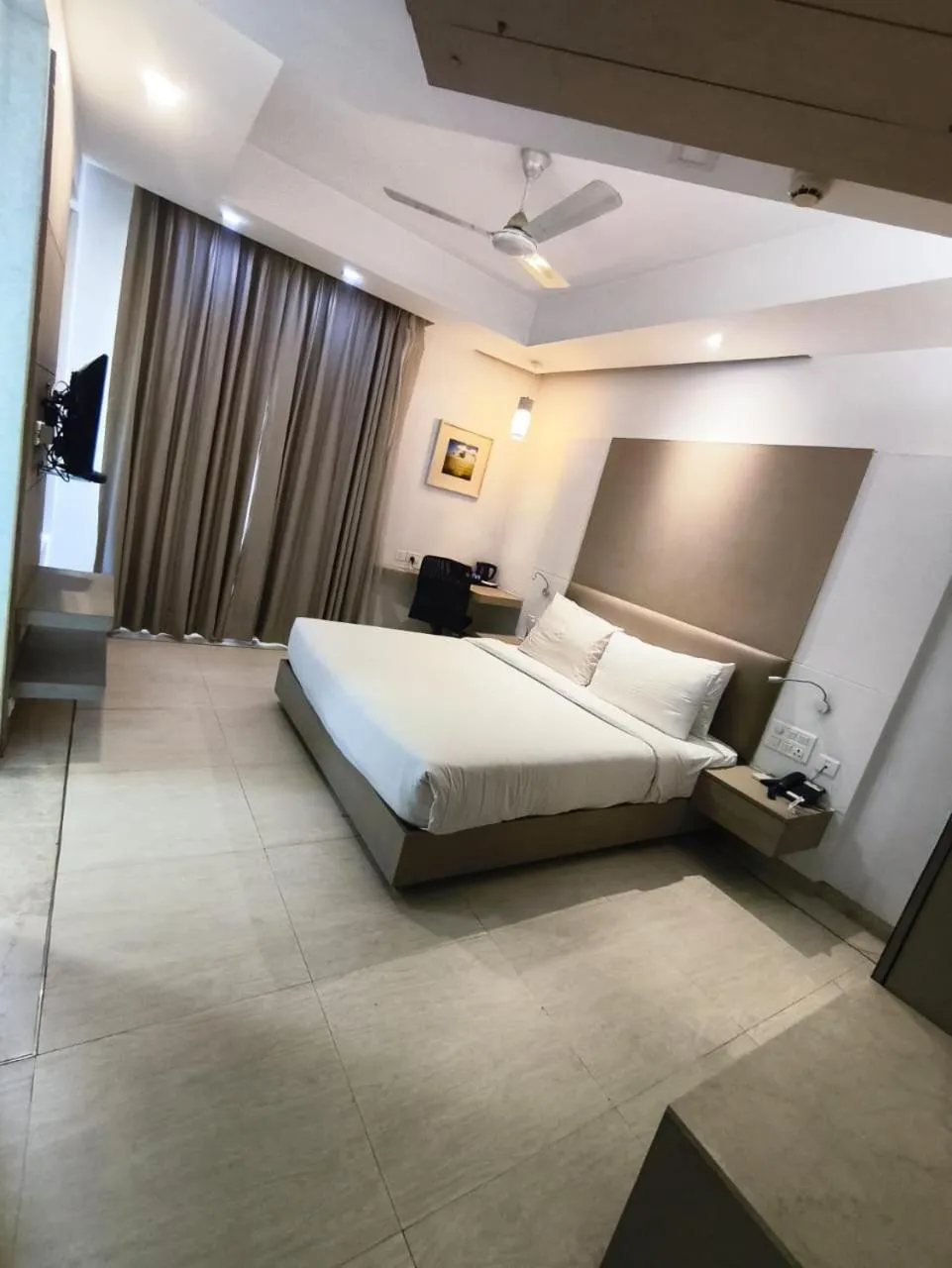 Bed in Keys Lite by Lemon Tree Hotels, Mayfield, Gurgaon