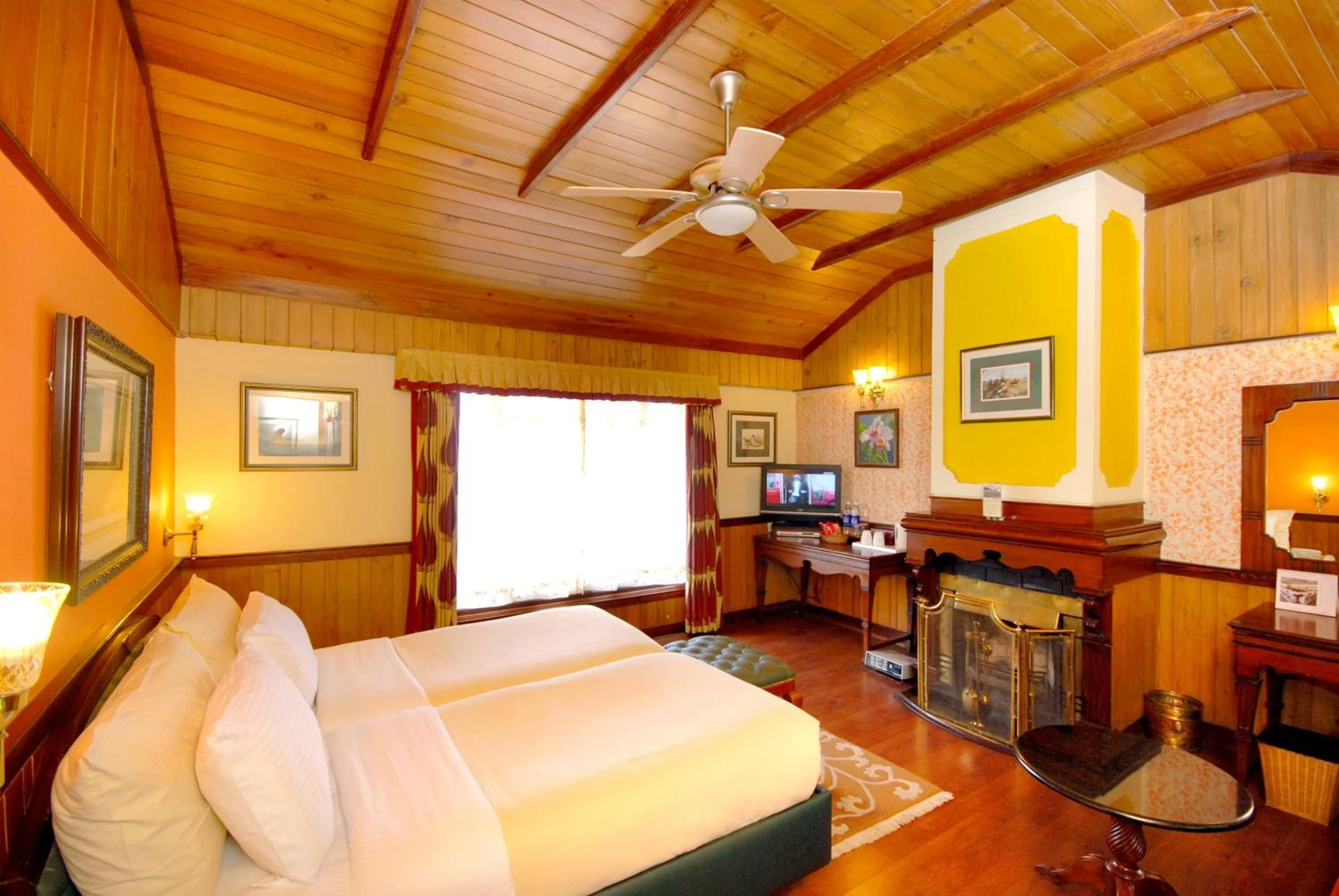 Bed in Mayfair Darjeeling