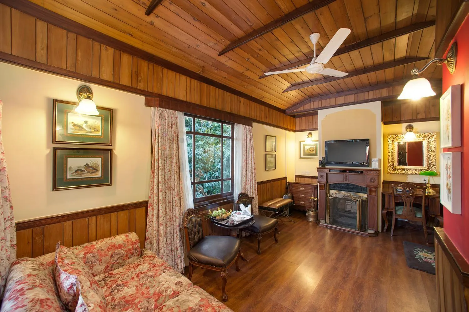 TV and multimedia in Mayfair Darjeeling