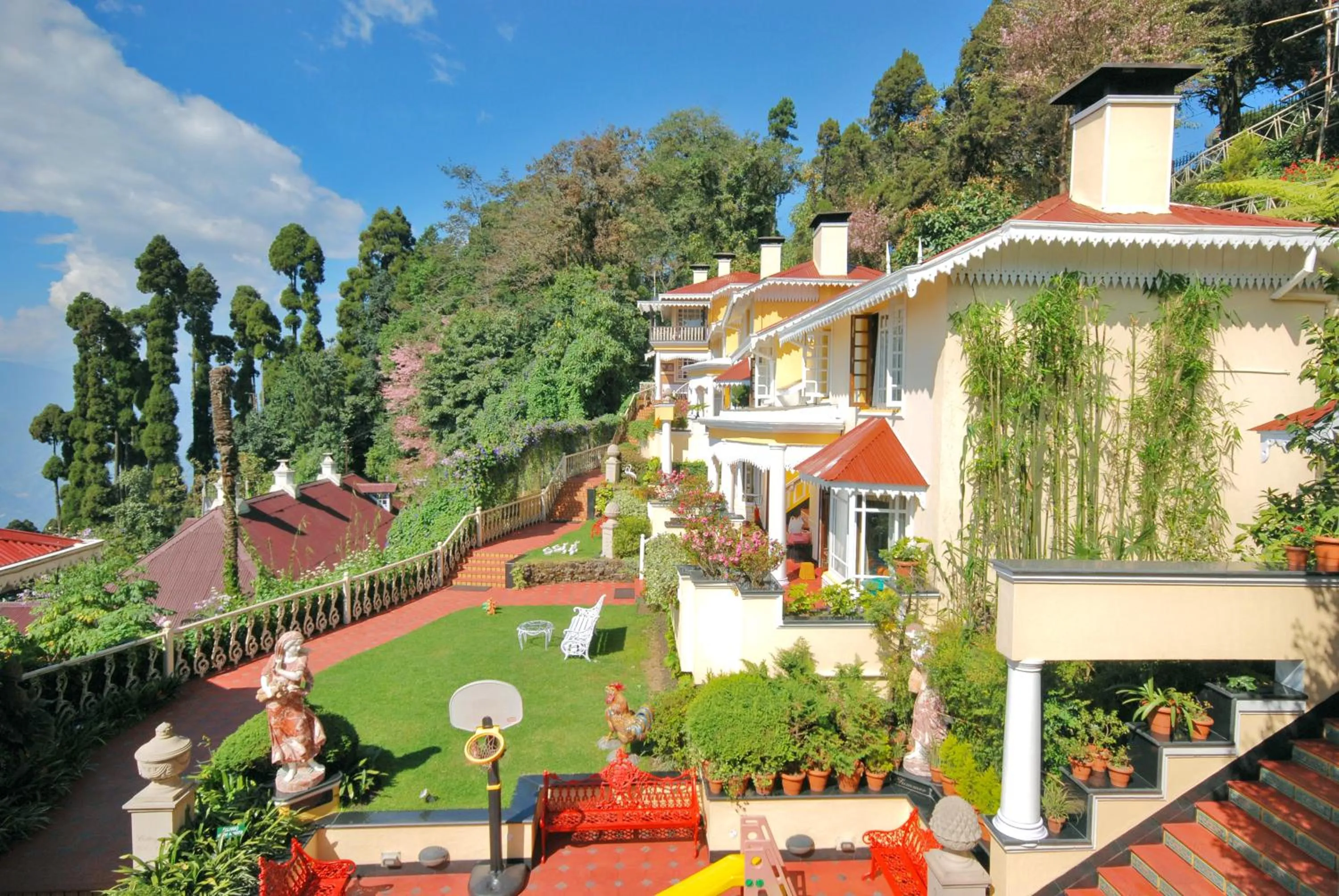 Facade/entrance in Mayfair Darjeeling