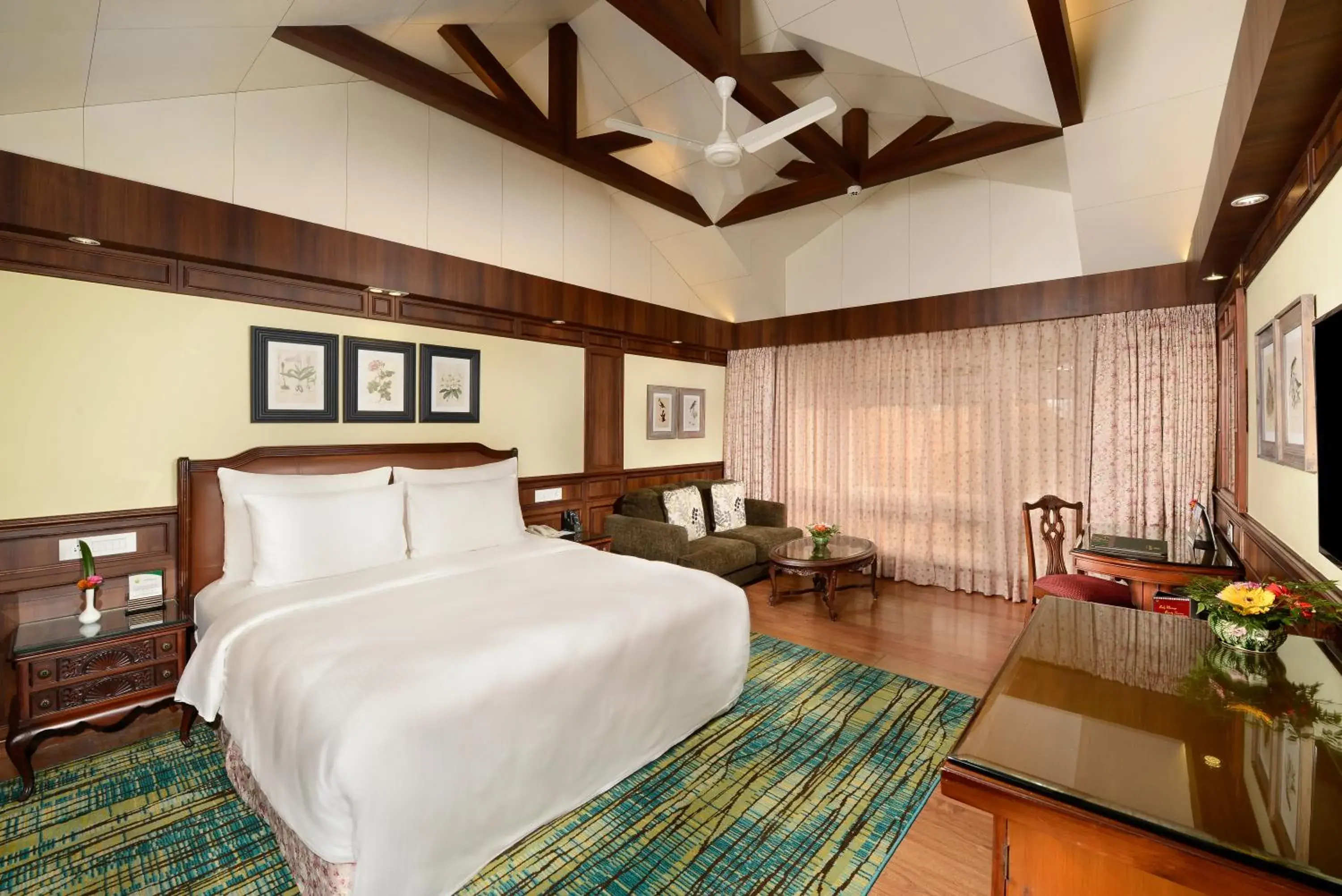 Executive Anderson Room (King) in Mayfair Darjeeling Executive Anderson Room (King) in Mayfair Darjeeling