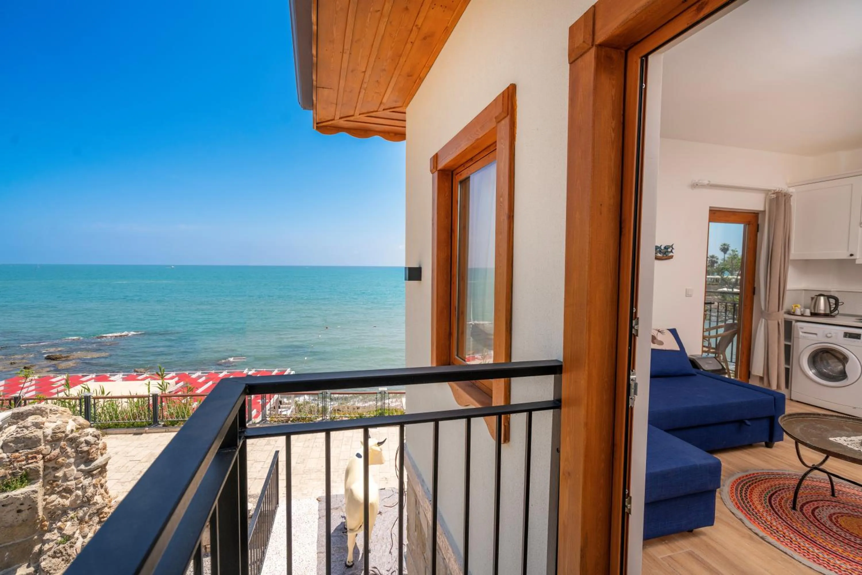 Balcony/Terrace in Beach House Hotel
