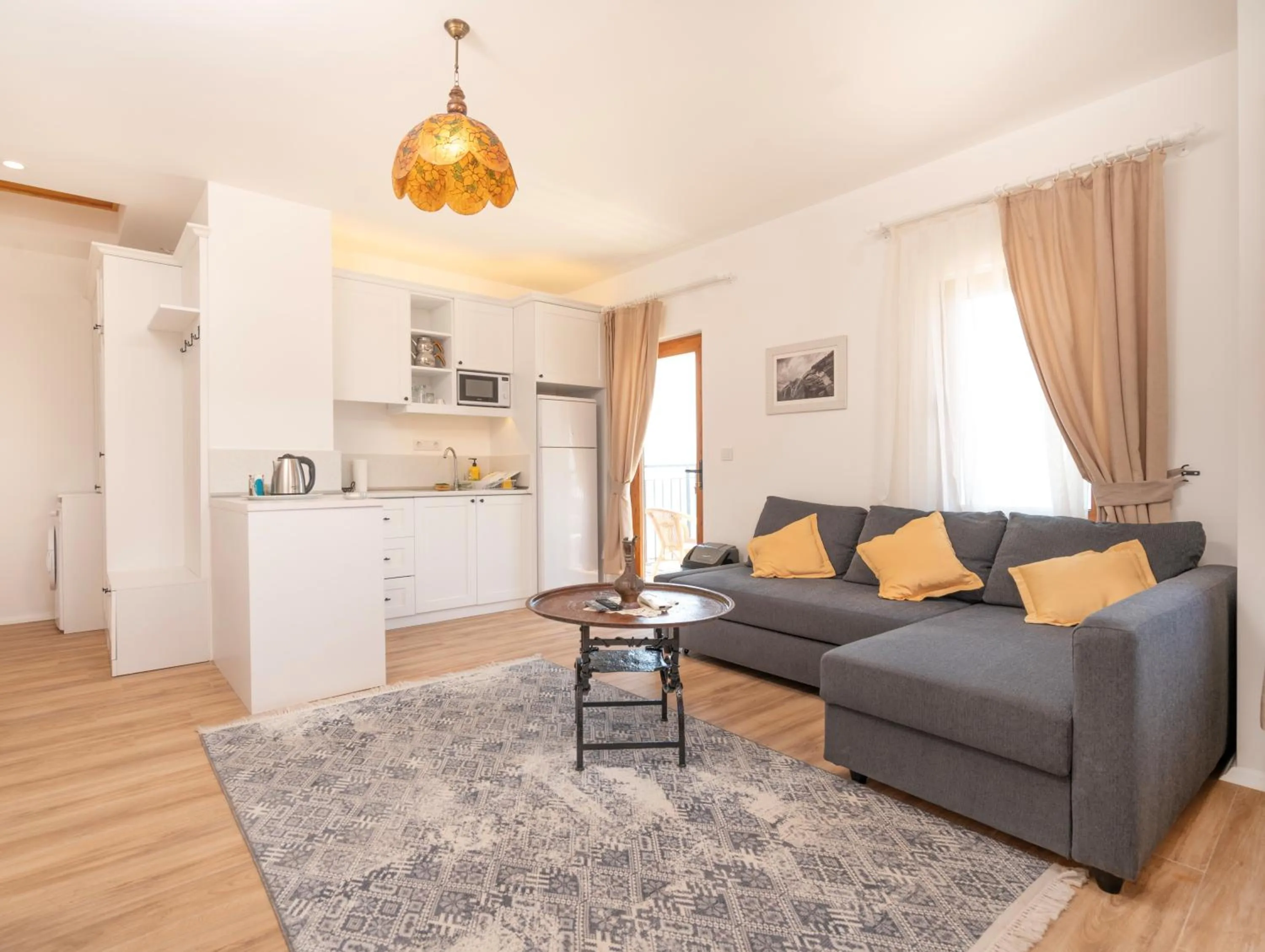 Kitchen or kitchenette in Beach House Hotel