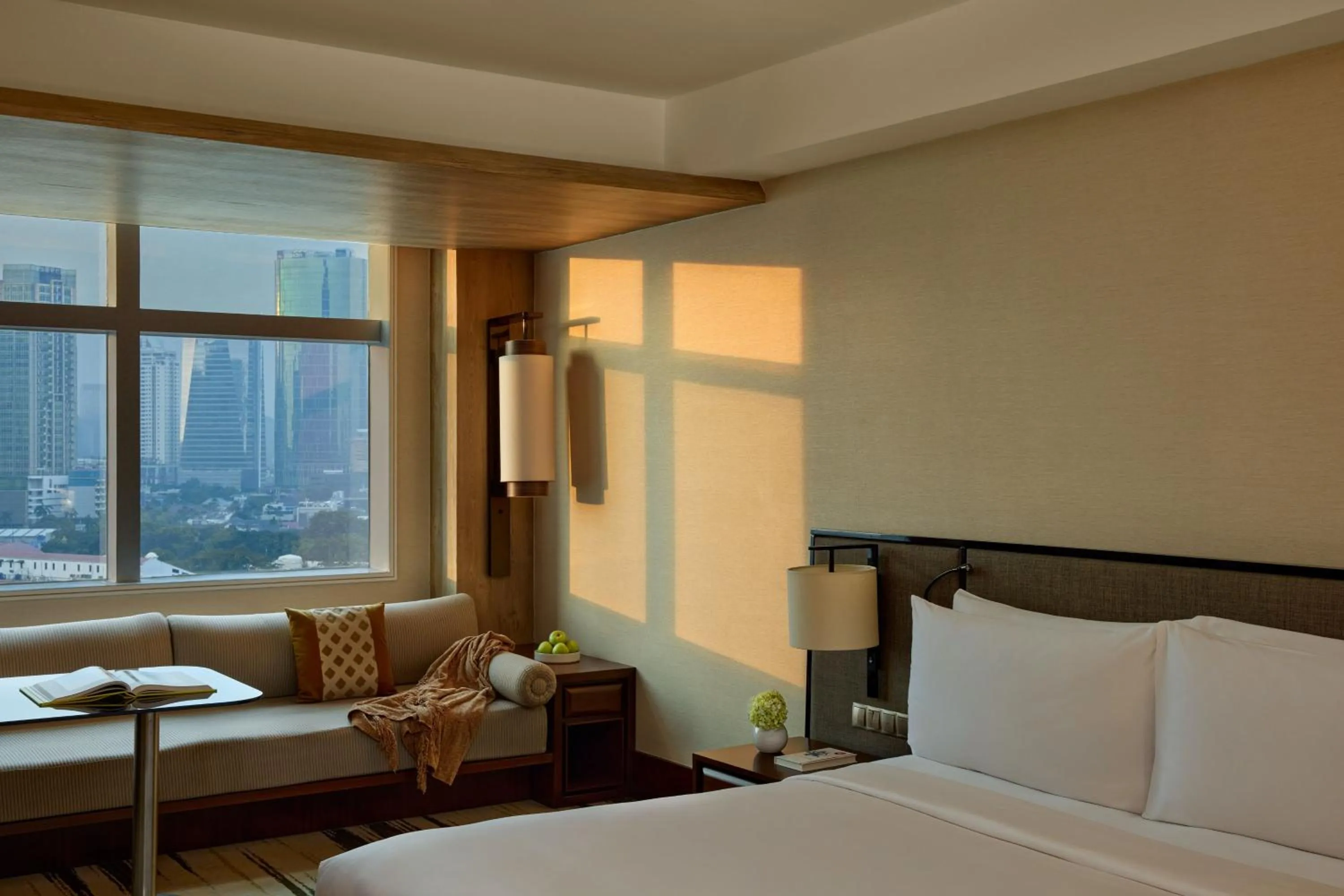Property building, Bed in Gran Melia Jakarta