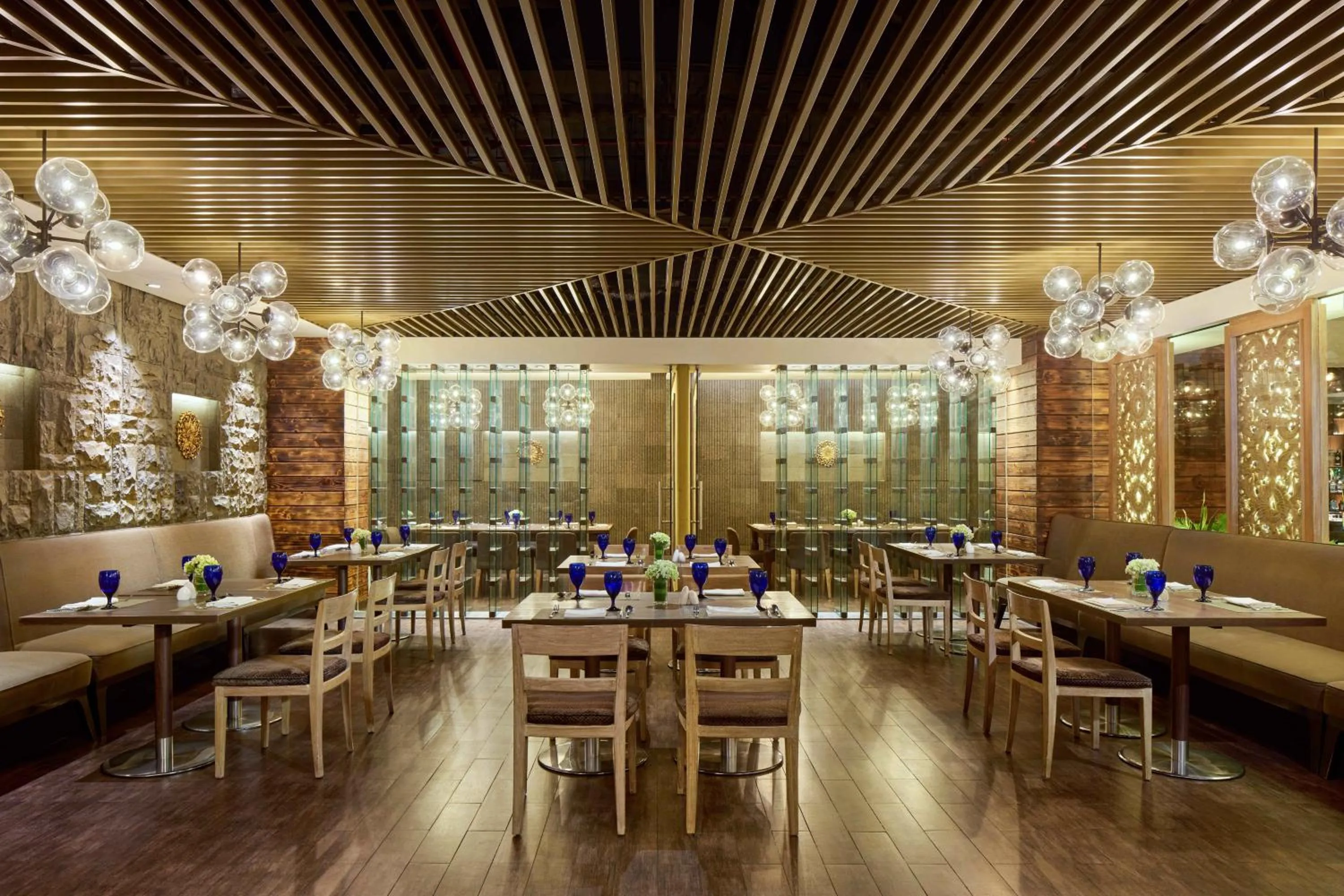 Restaurant/places to eat in Gran Melia Jakarta