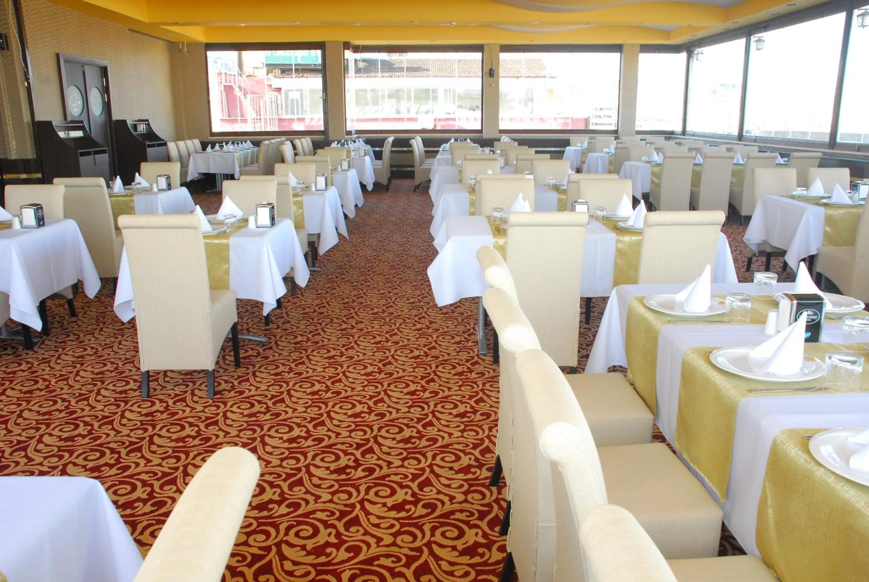 Day in My House Otel