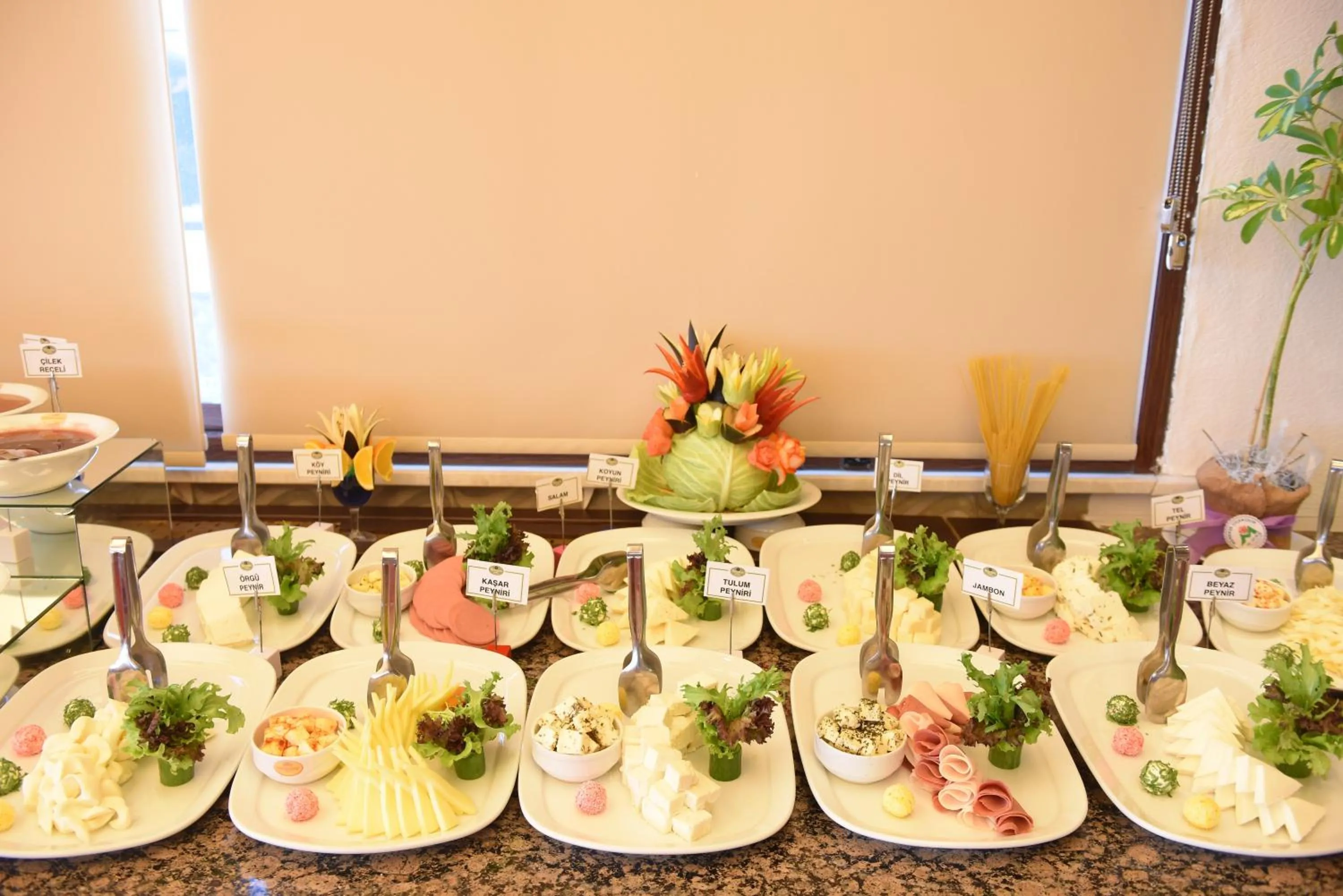 Buffet breakfast in My House Otel