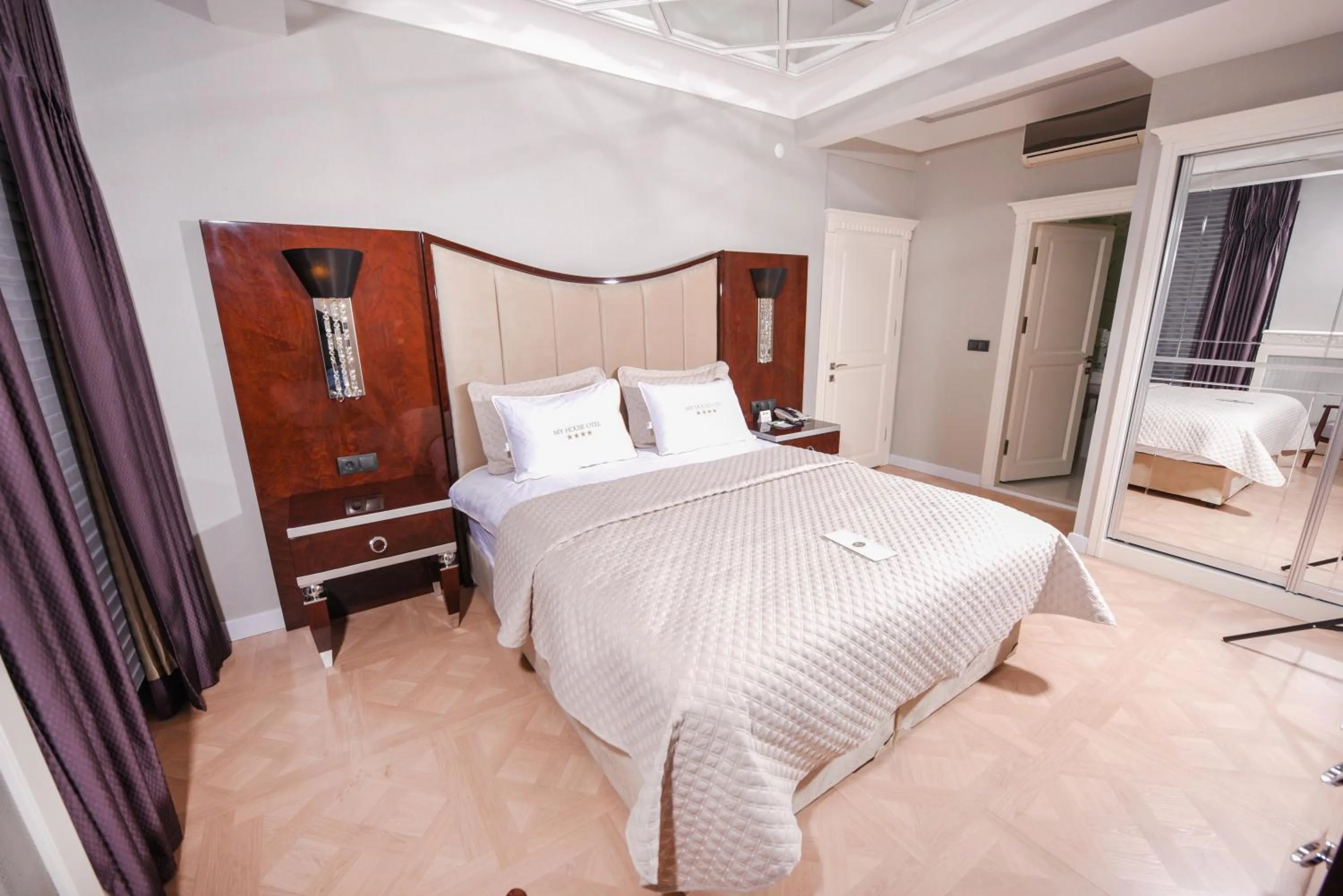 Other, Bed in My House Otel