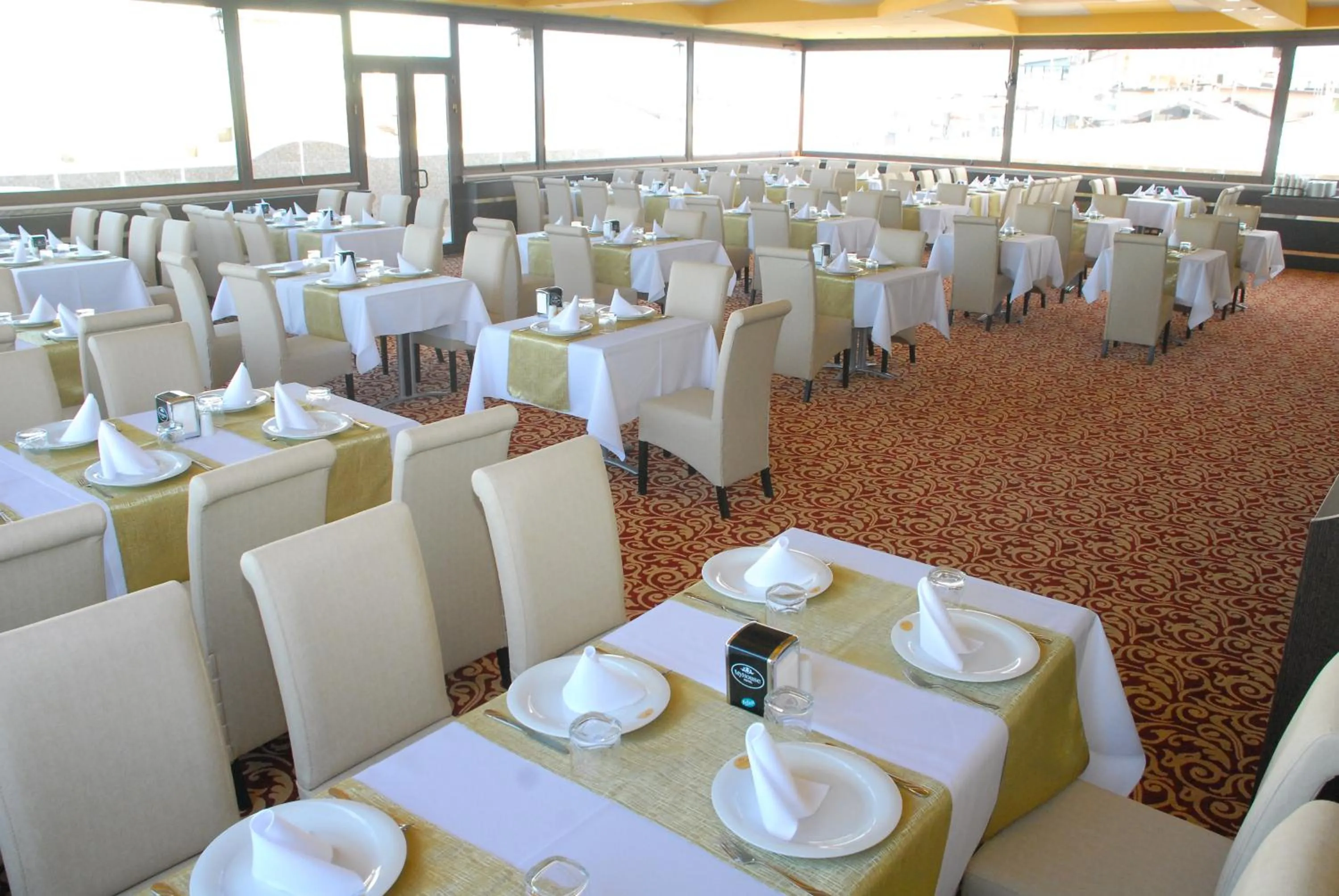 Day in My House Otel