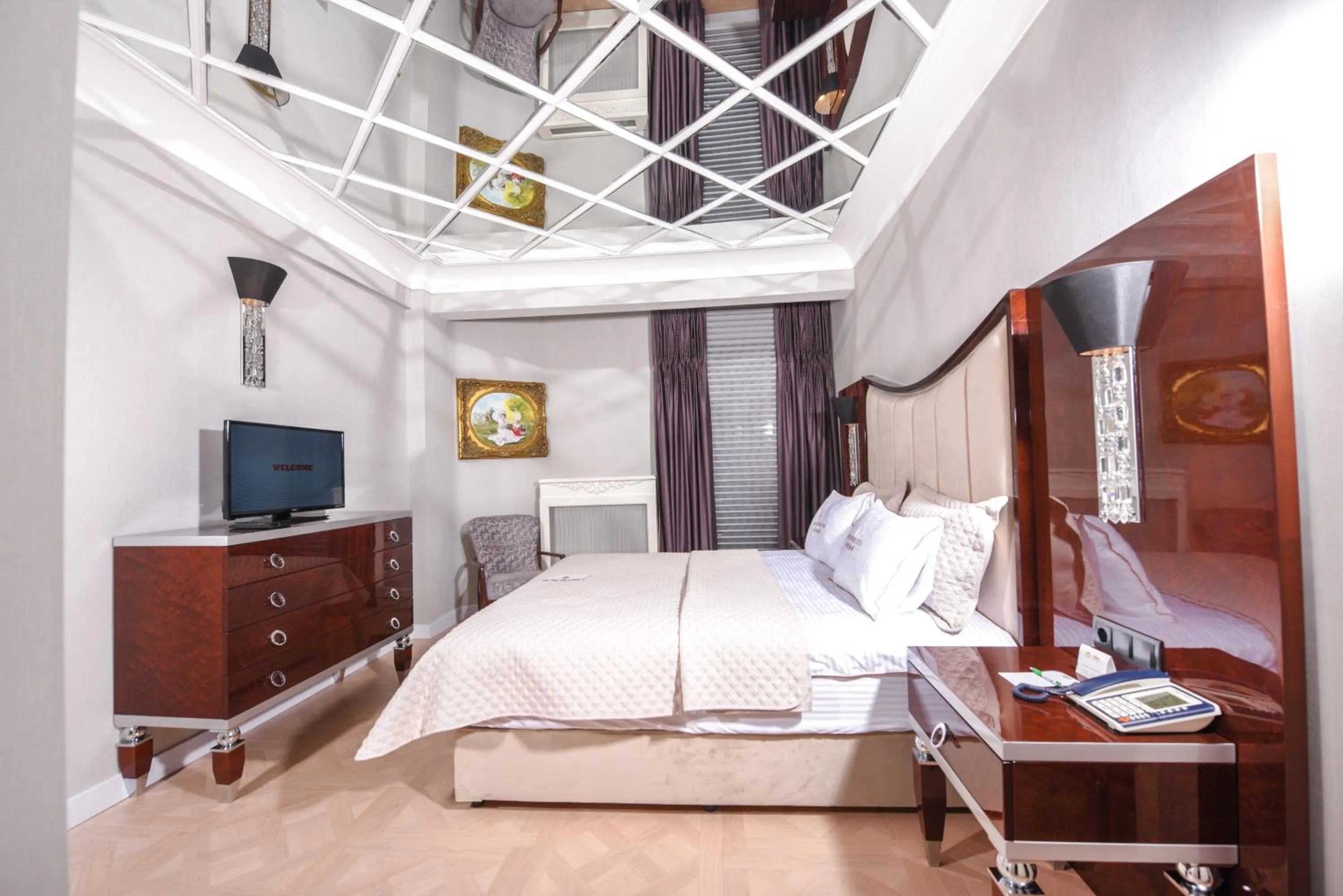 Decorative detail, Bed in My House Otel