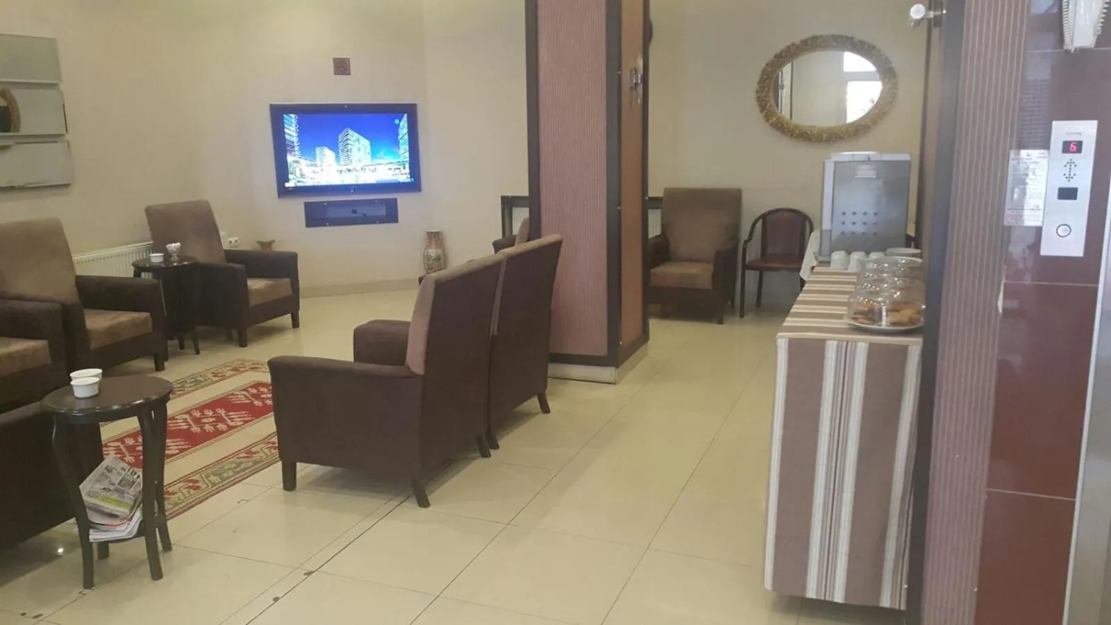 Lobby or reception in Kent Hotel