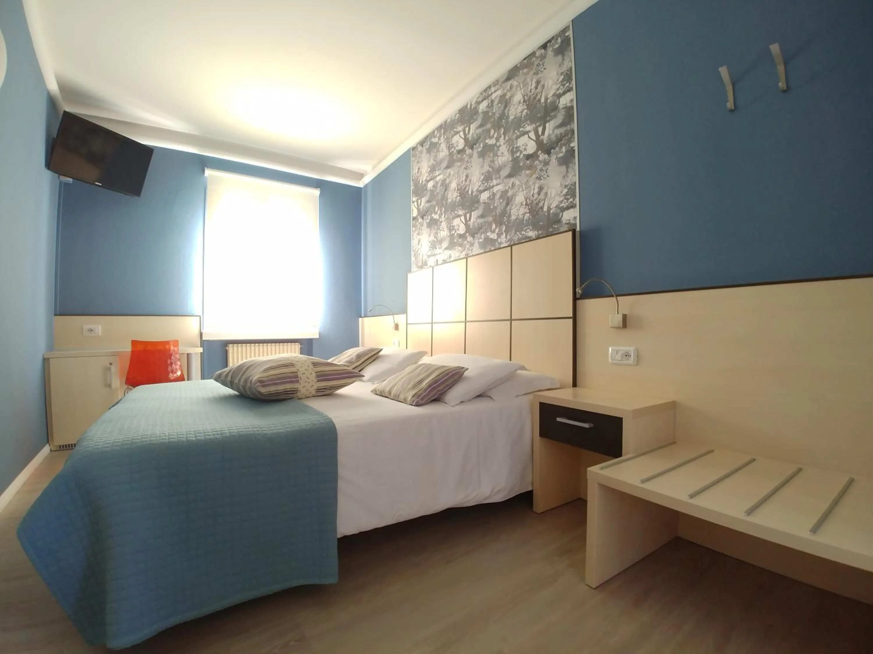 Photo of the whole room, Bed in Albergo Aurora