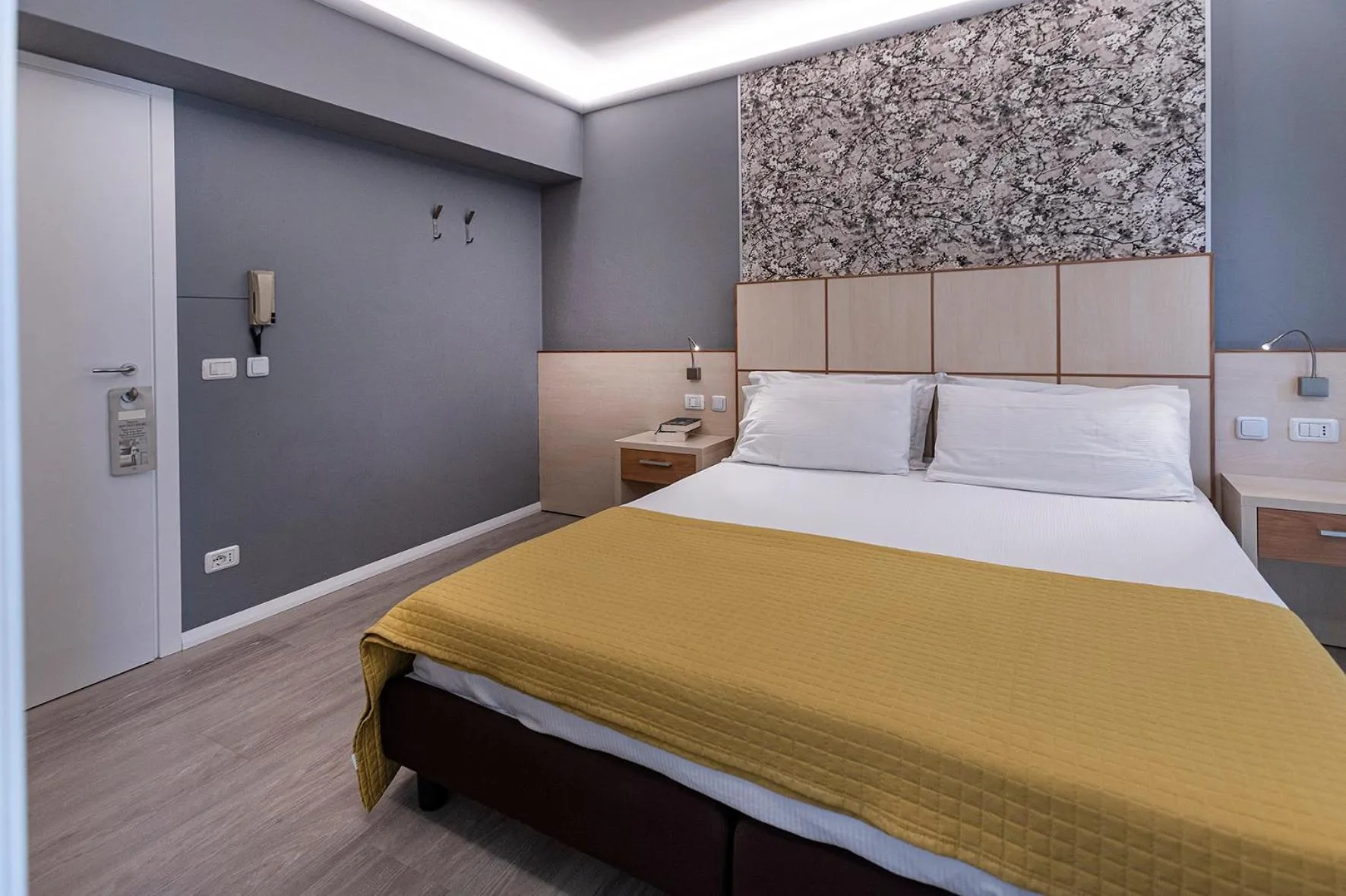Bed in Albergo Aurora