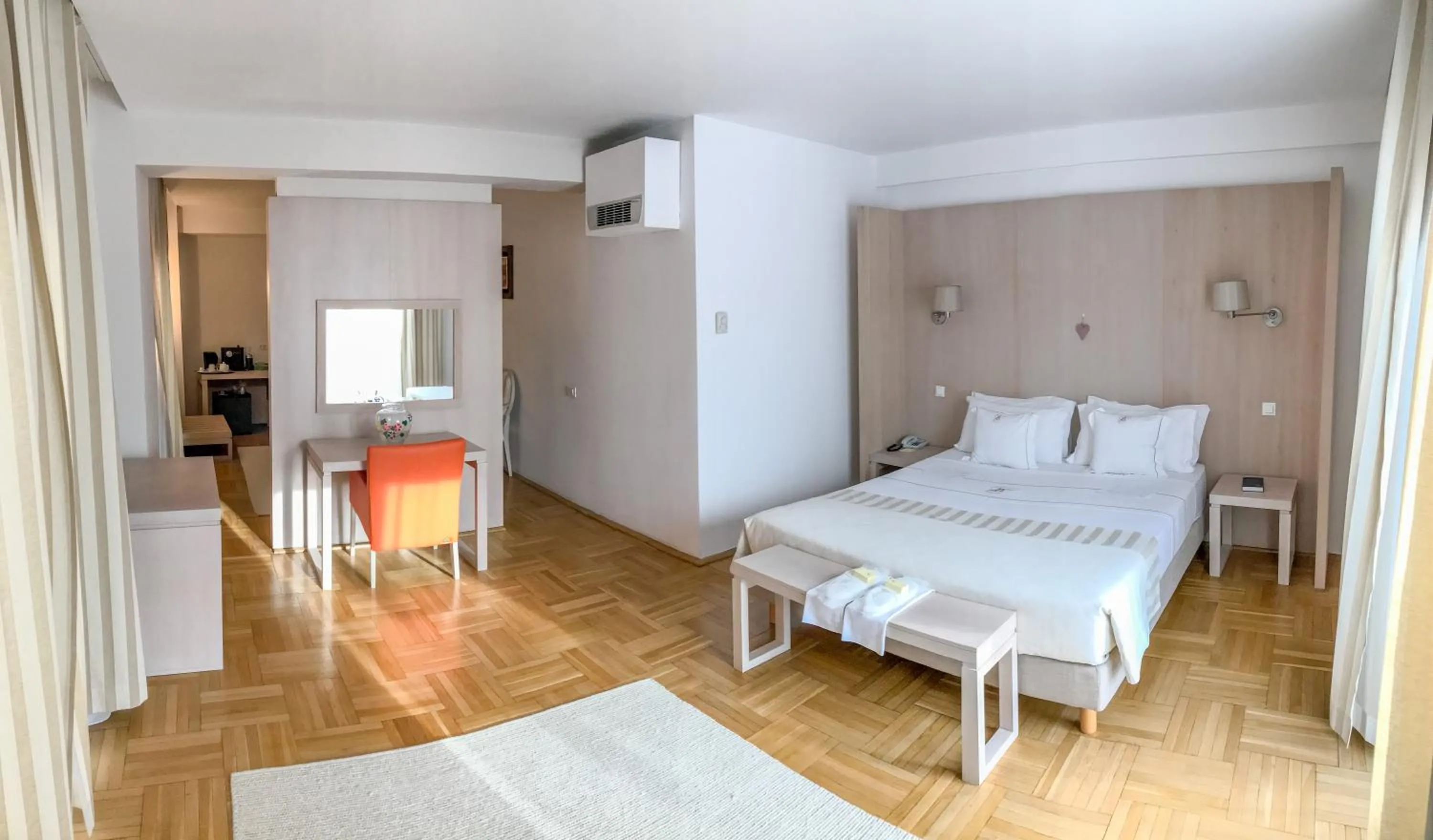 Bedroom, Bed in Hotel Satu Mare City