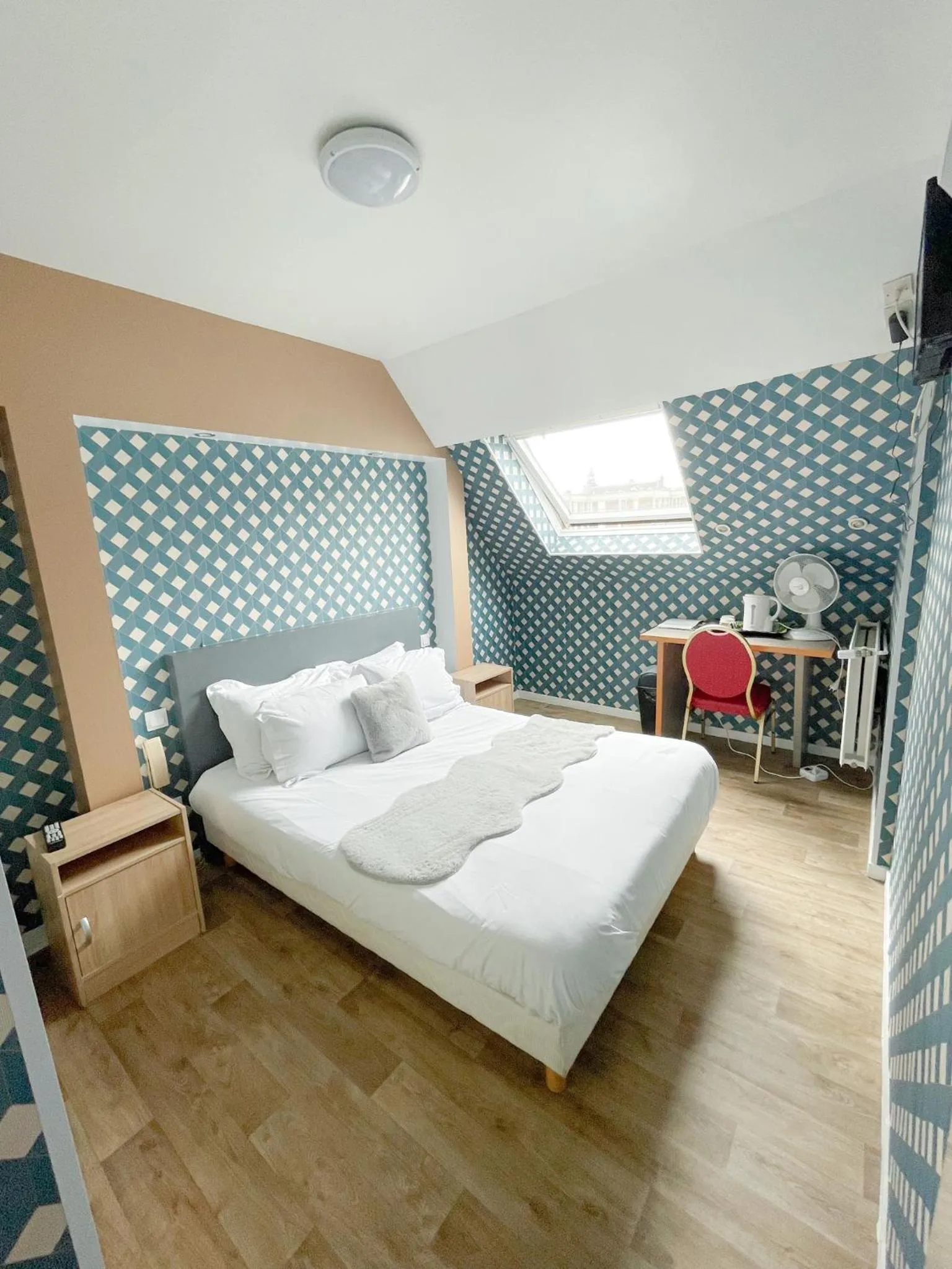 Bedroom, Bed in Hotel Central Anzac