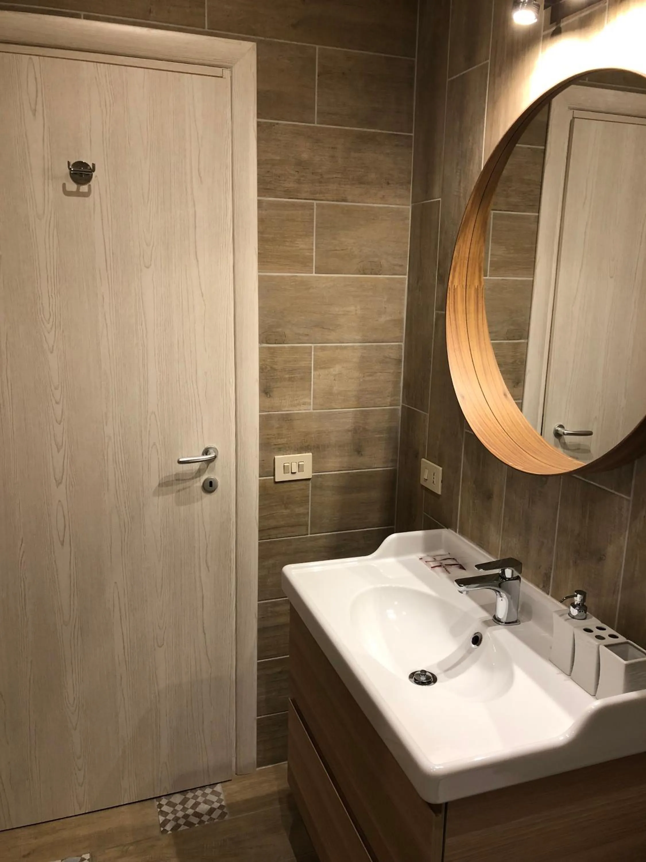 Bathroom in Le Petit Real