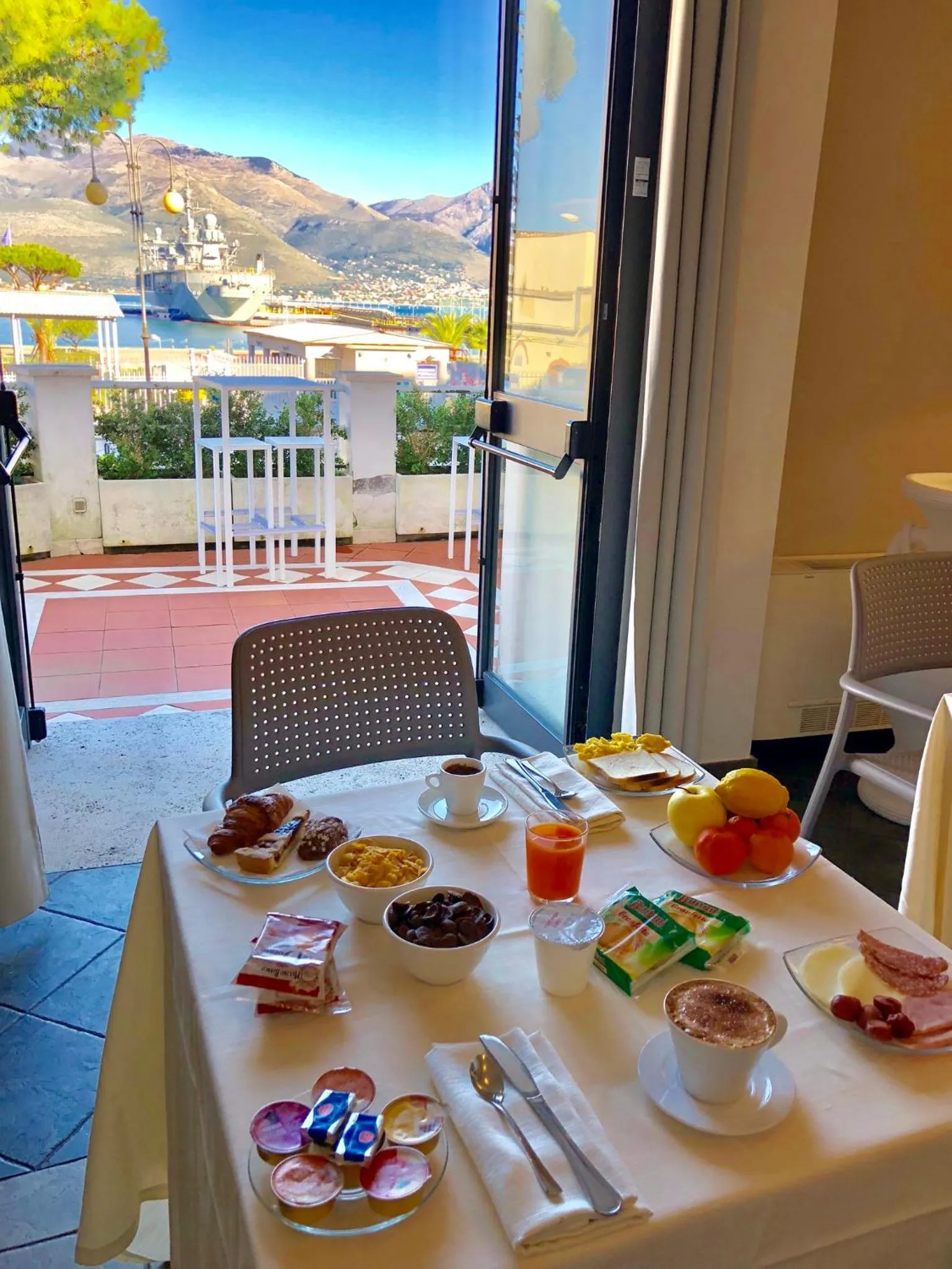 Food and drinks in Hotel Gajeta