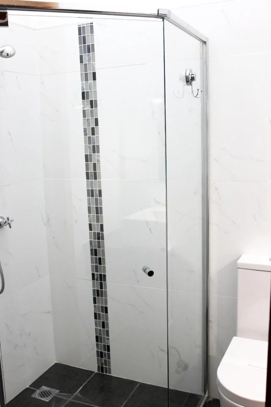 Bathroom in Henry's Quirindi