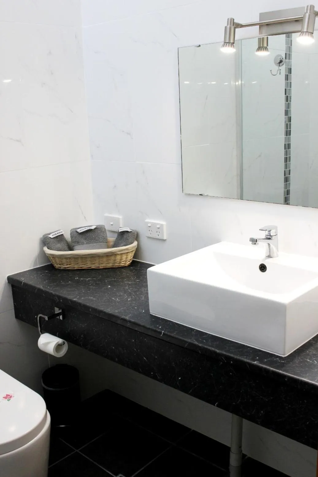 Bathroom in Henry's Quirindi