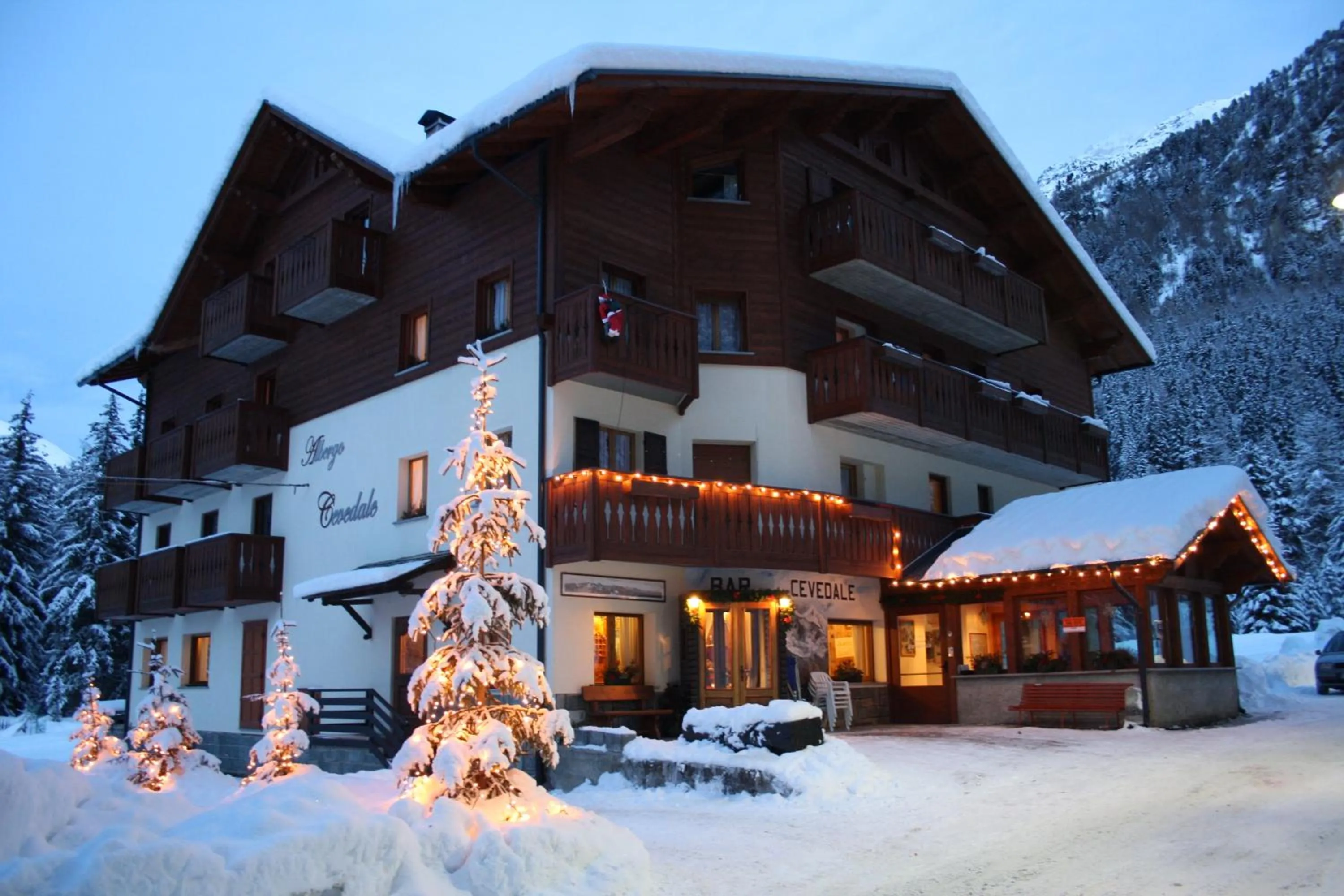 Property building in Hotel Cevedale