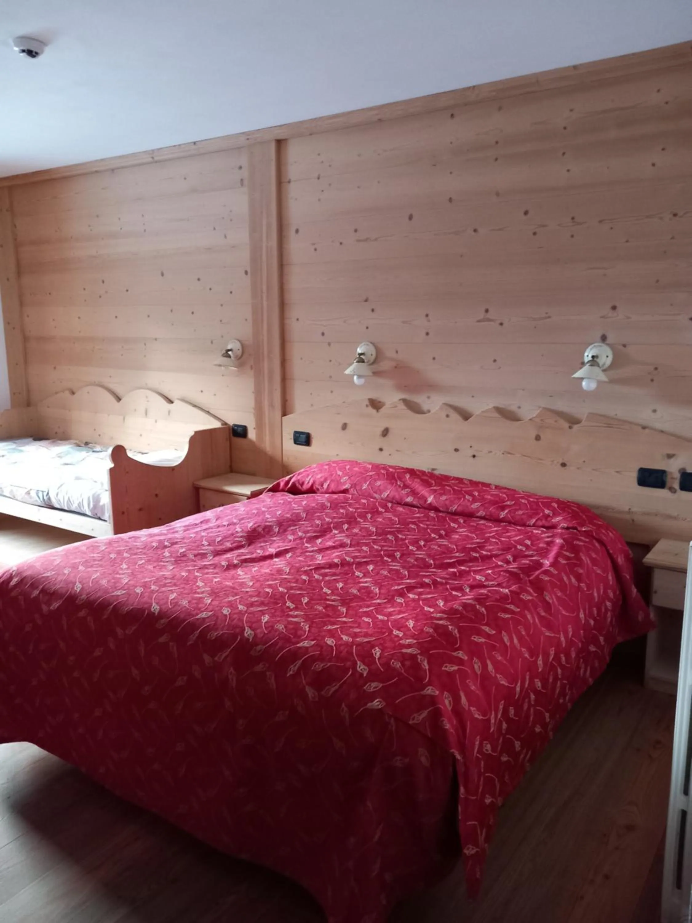 Bed in Hotel Cevedale