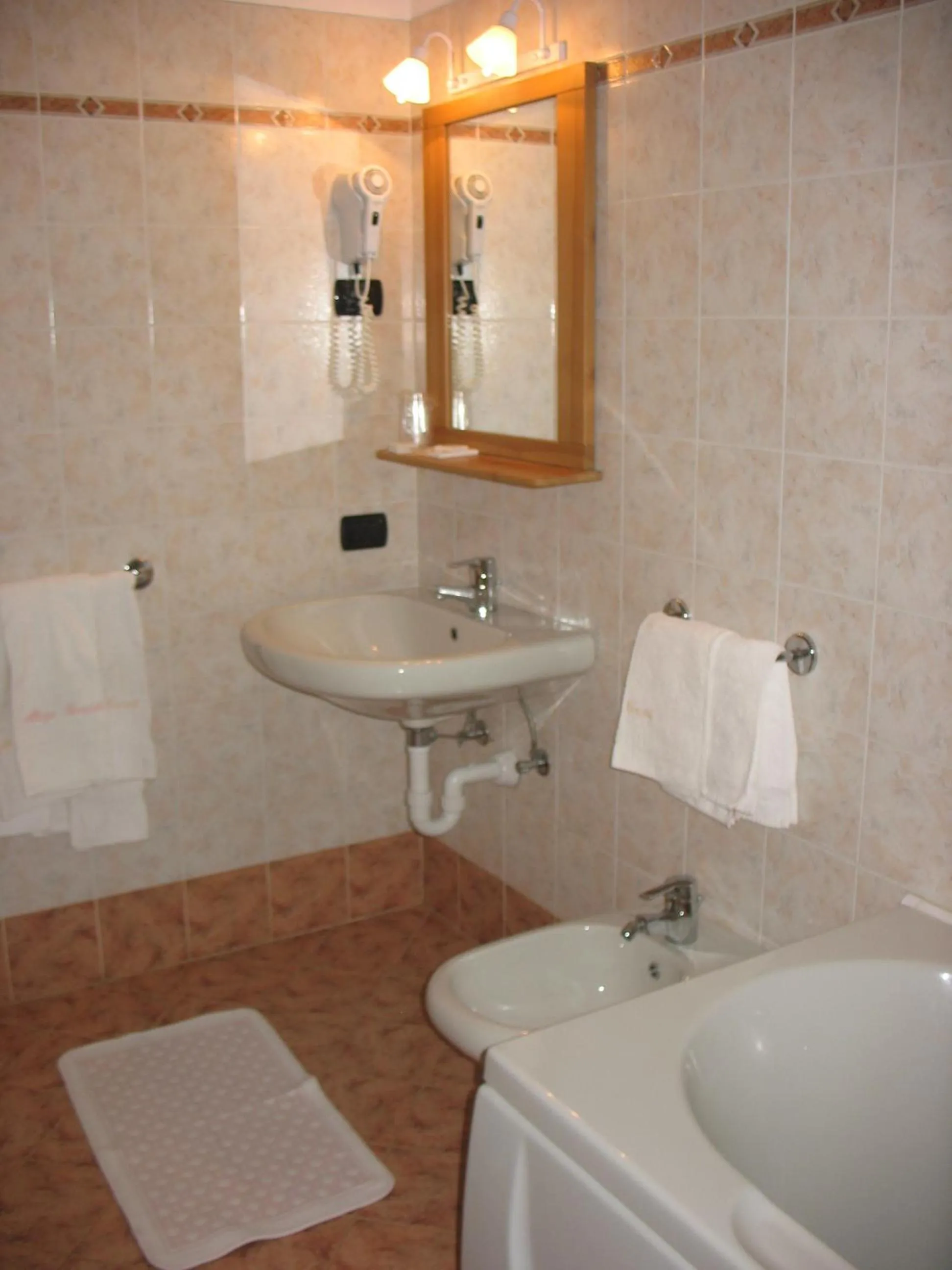 Bathroom in Hotel Cevedale