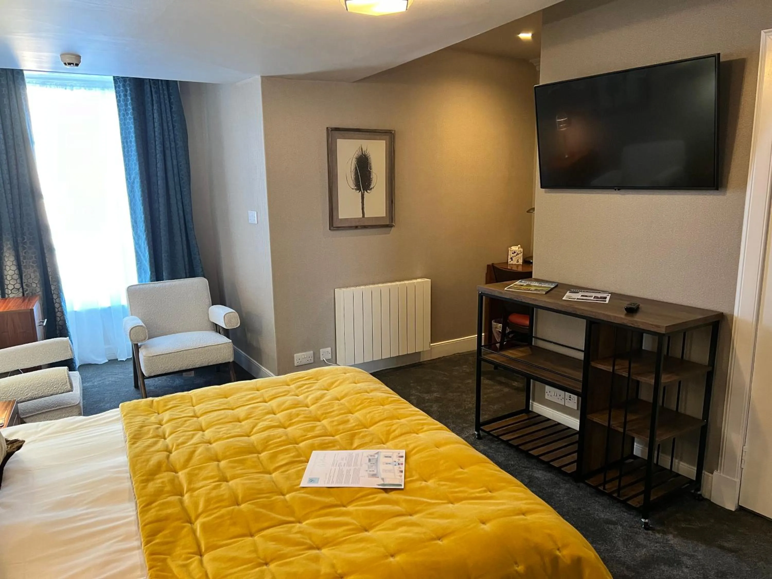 Bed in Selkirk Arms Hotel