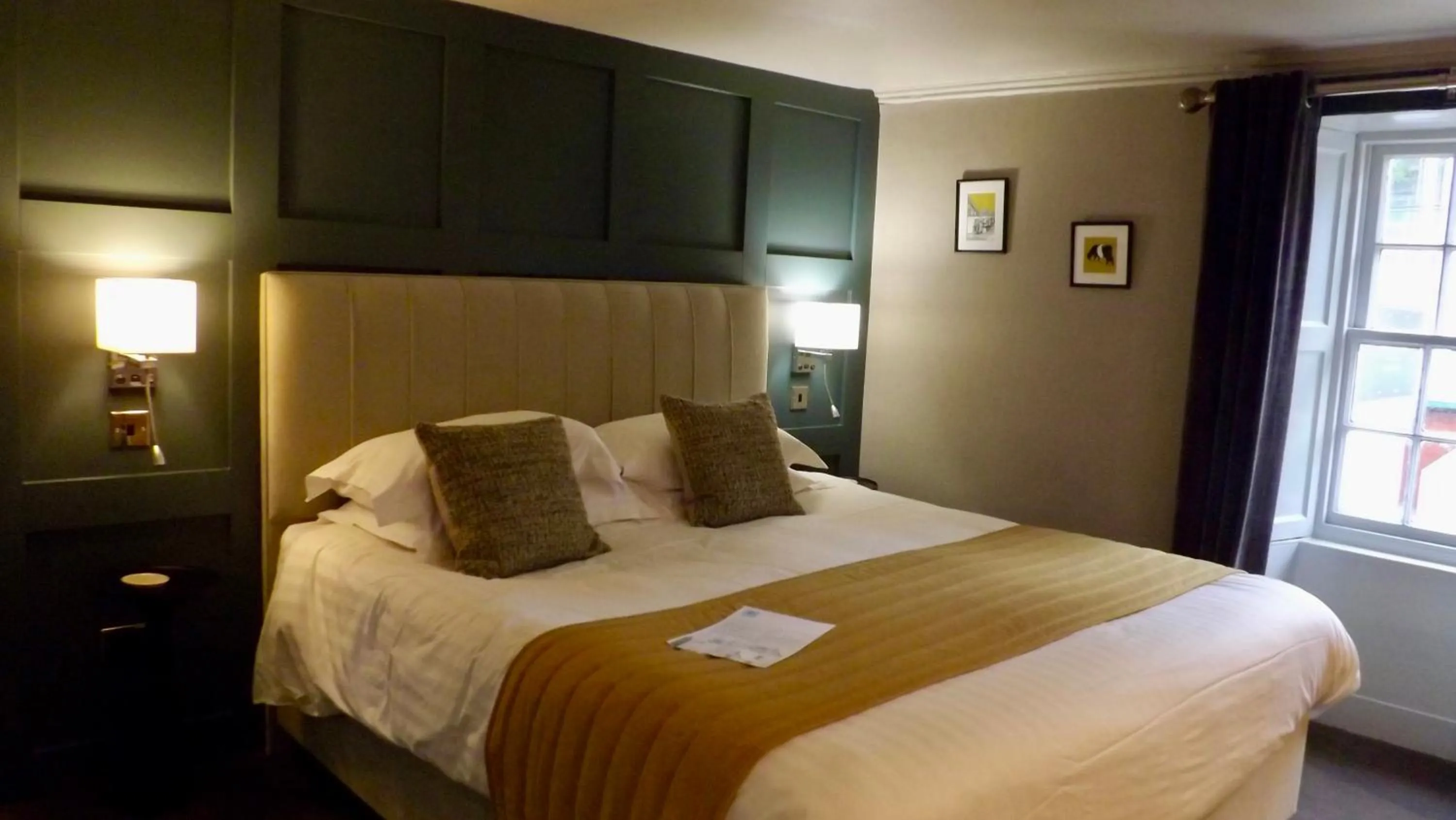 Bed in Selkirk Arms Hotel