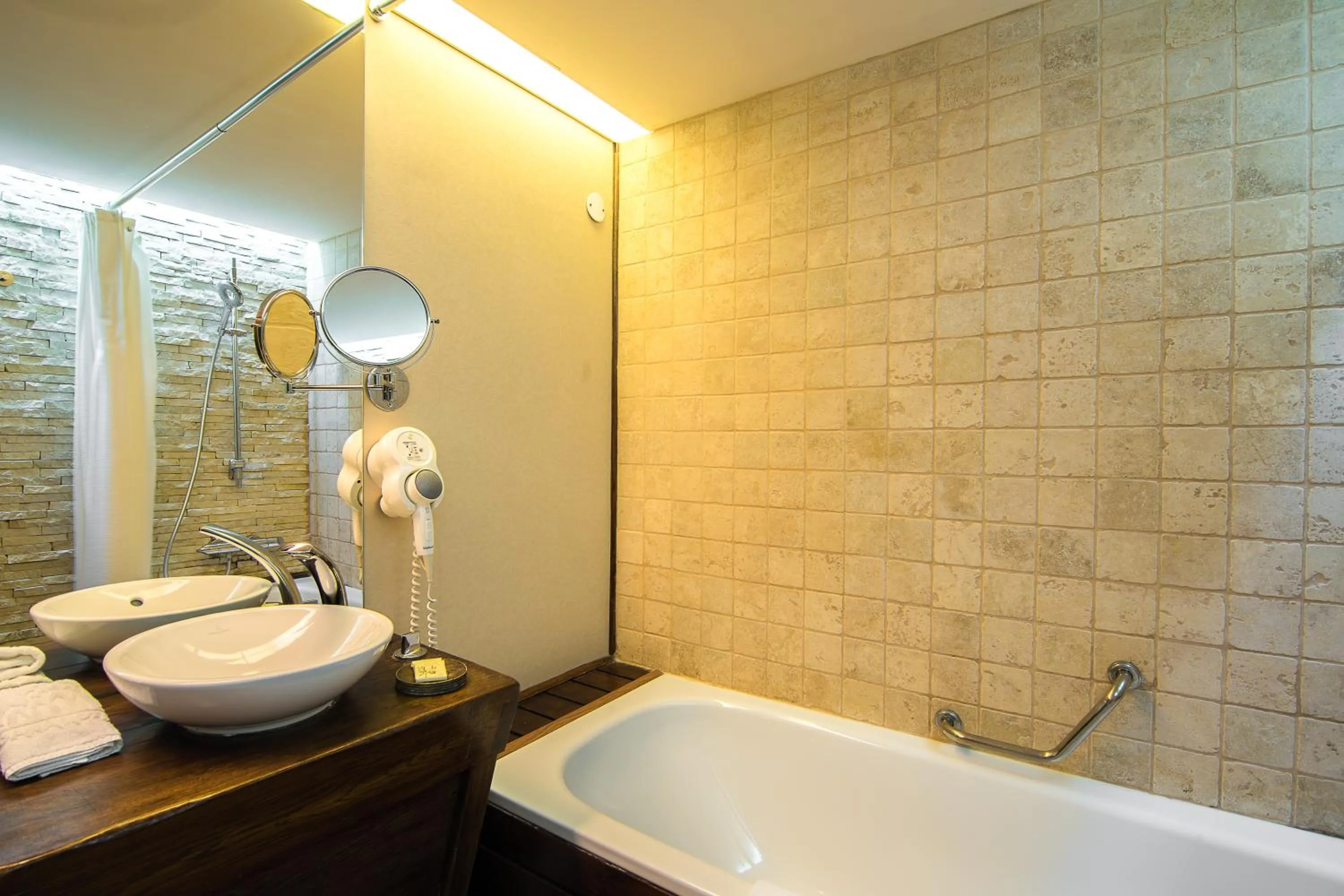 Ioana Boutique Hotel