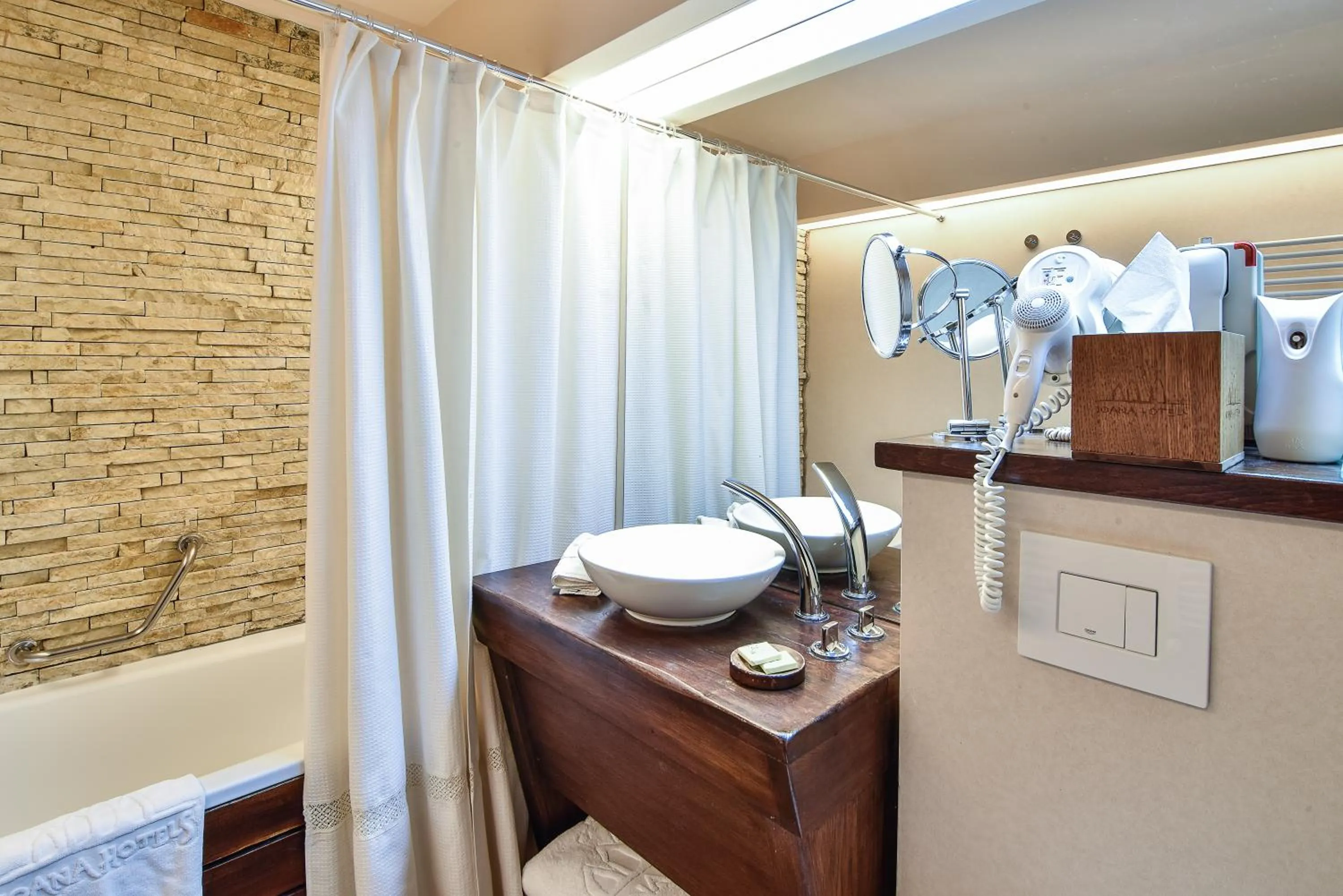 Ioana Boutique Hotel