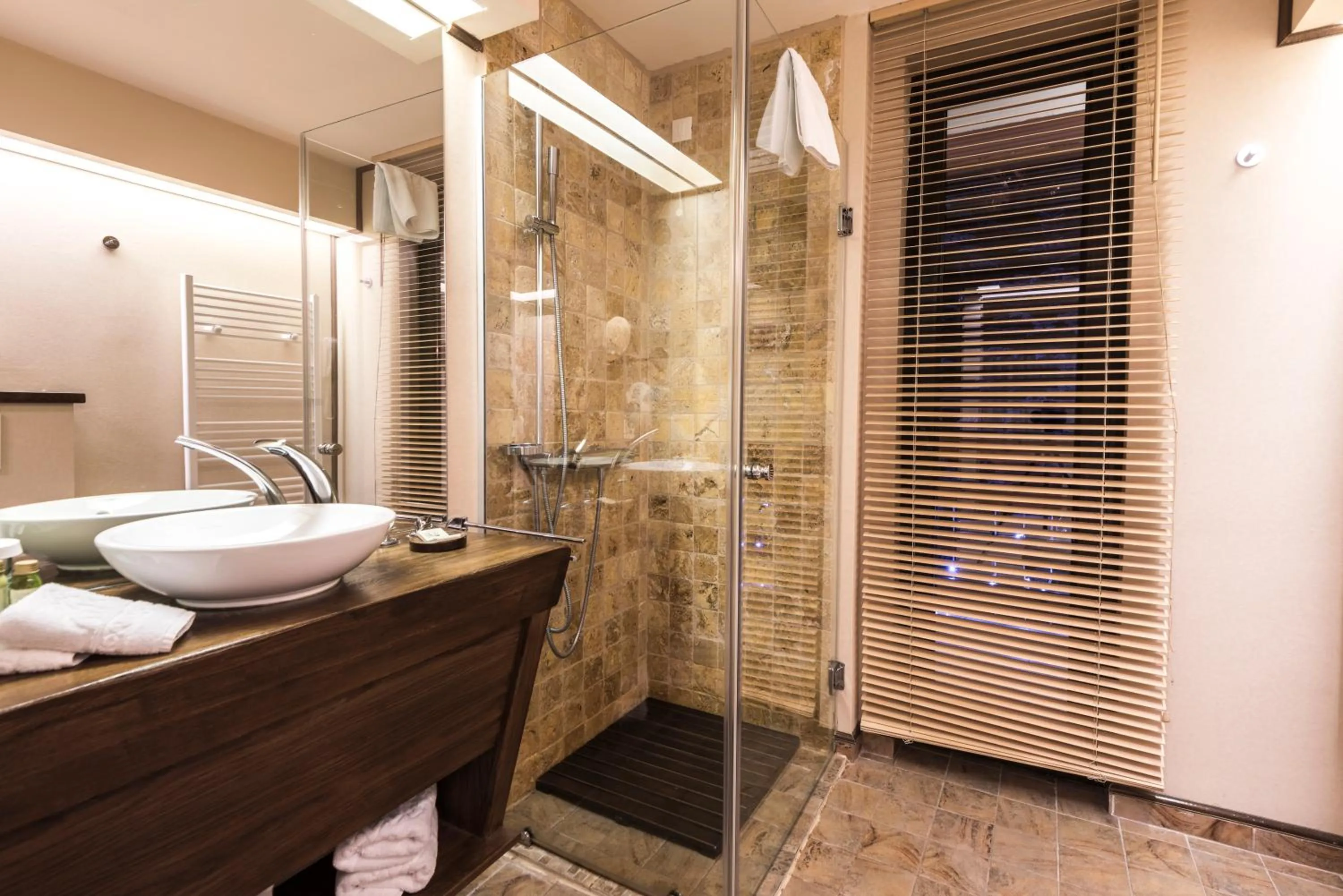 Bathroom in Ioana Boutique Hotel