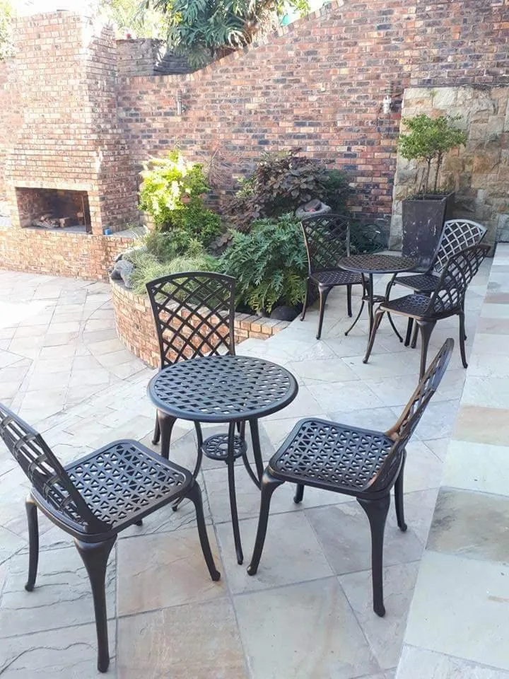 Patio in Blue Sea Guest House