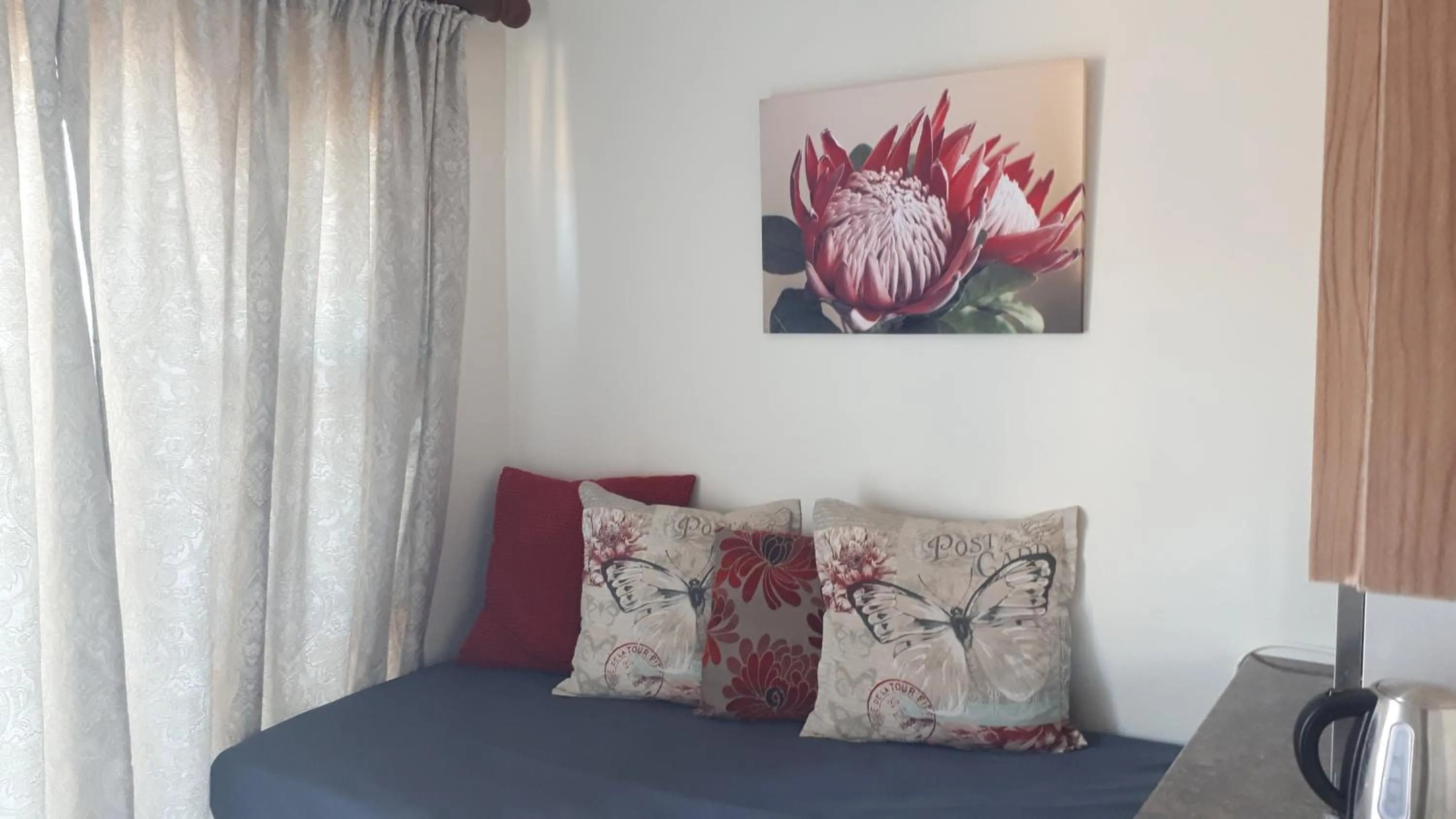 Bed in Blue Sea Guest House