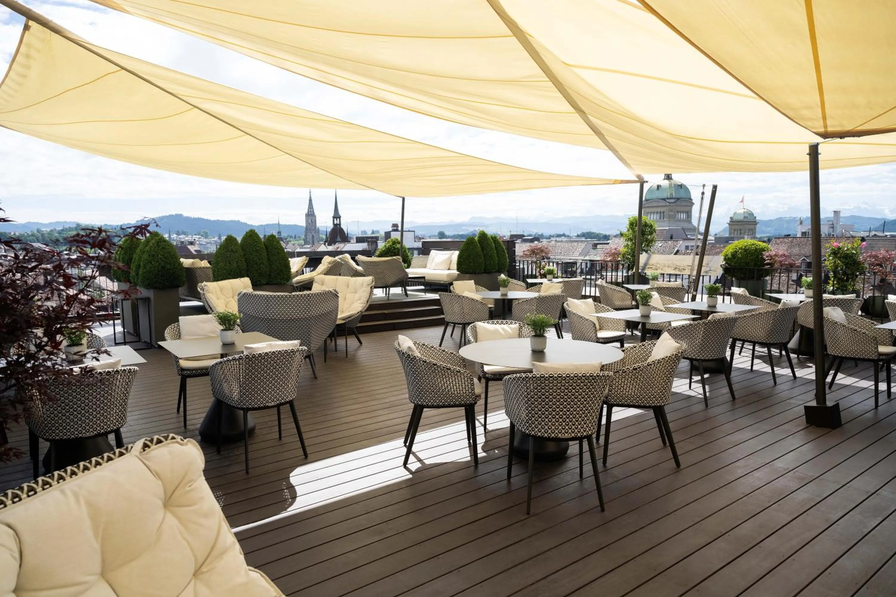 Restaurant/places to eat in Hotel Schweizerhof Bern & Spa