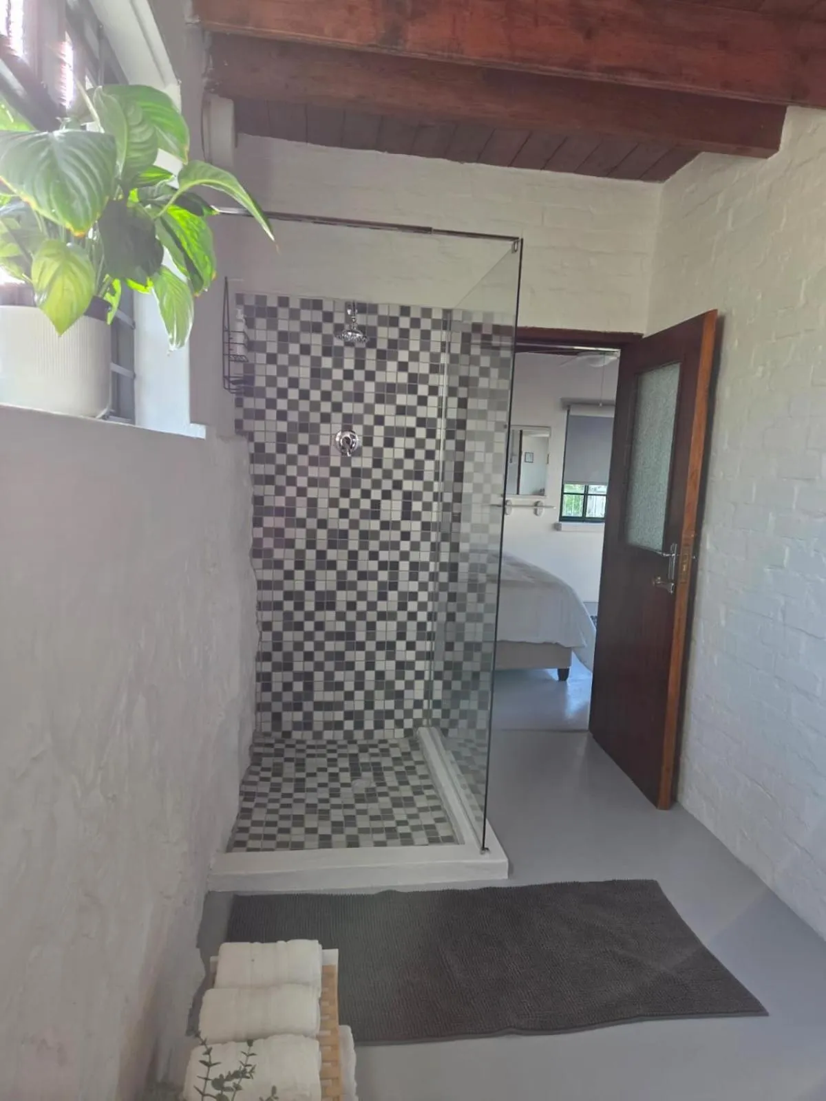 Shower in Koo Karoo Guest Lodge and Self Catering