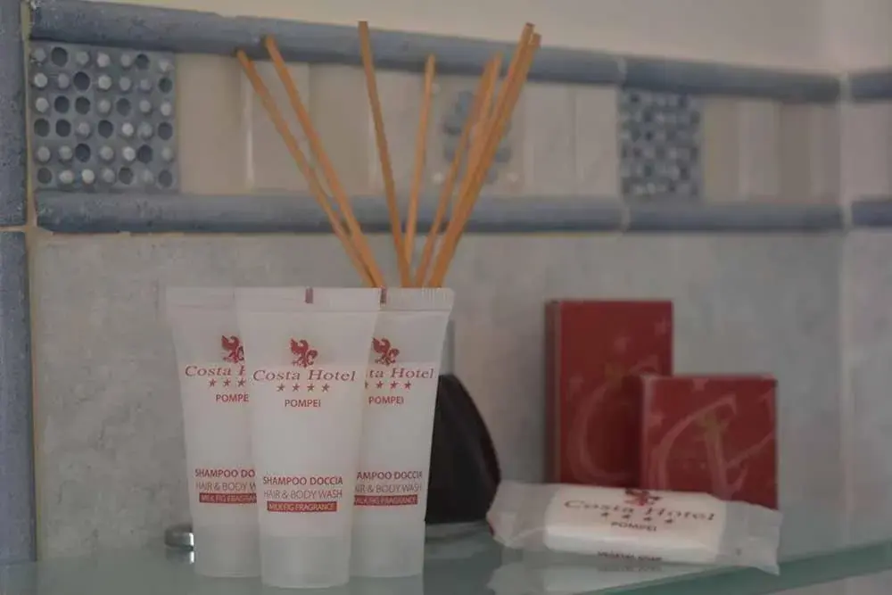 Classic Quadruple Room in Costa Hotel Classic Quadruple Room in Costa Hotel