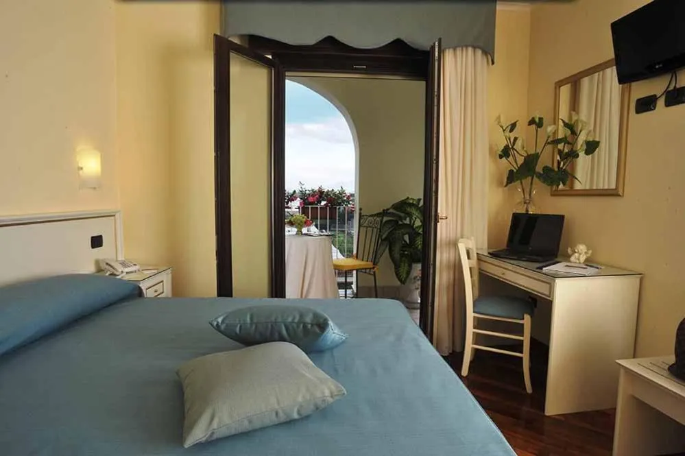 View (from property/room), Bed in Costa Hotel