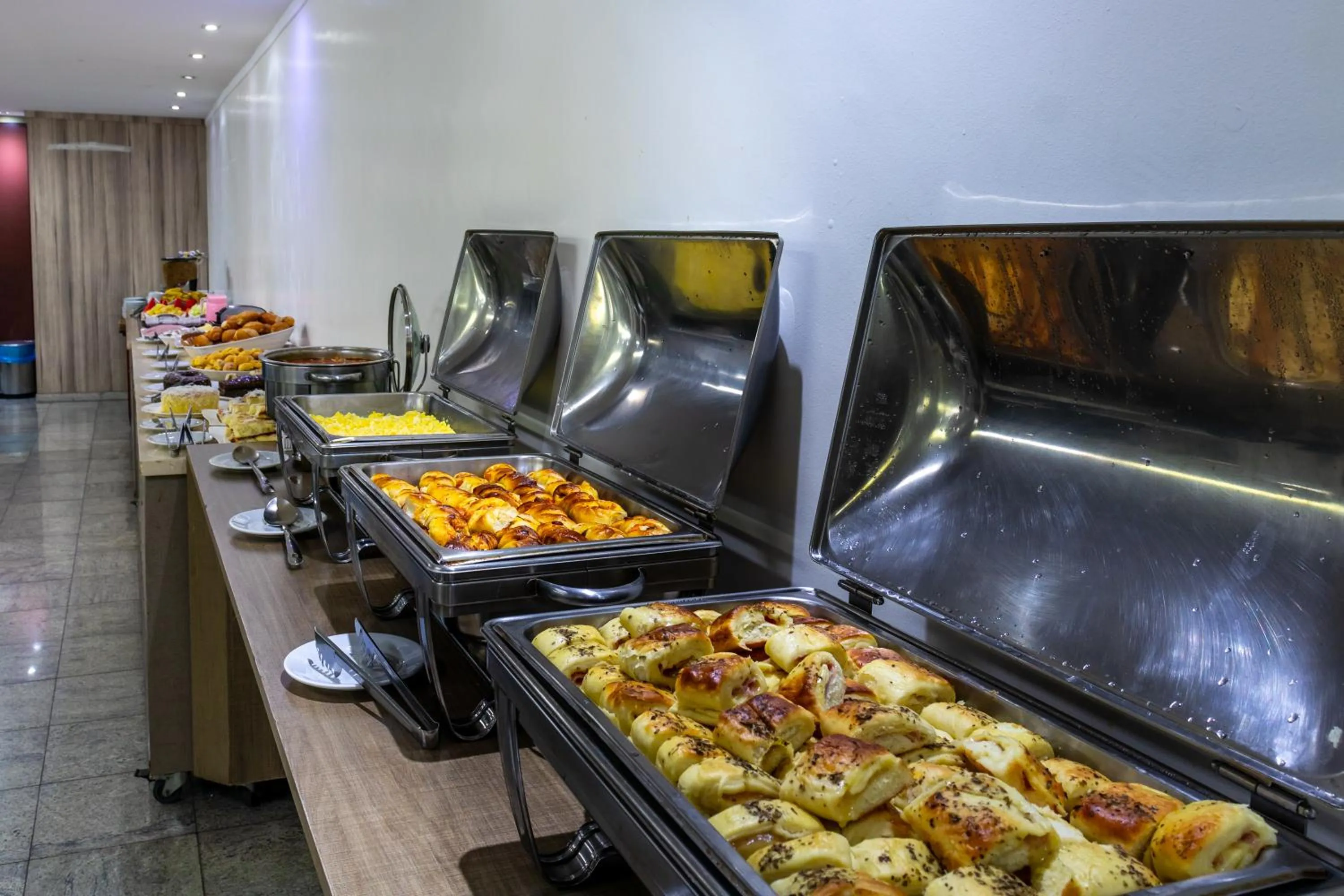 Food and drinks in Umuarama Plaza Hotel by Castelo Itaipava