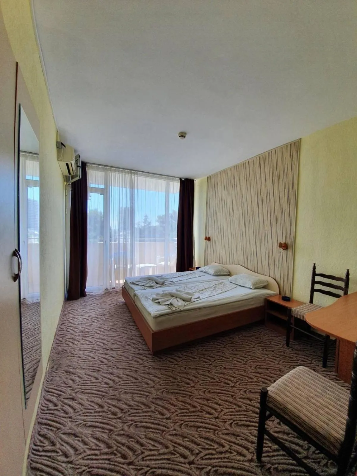 Photo of the whole room, Bed in Balaton Hotel