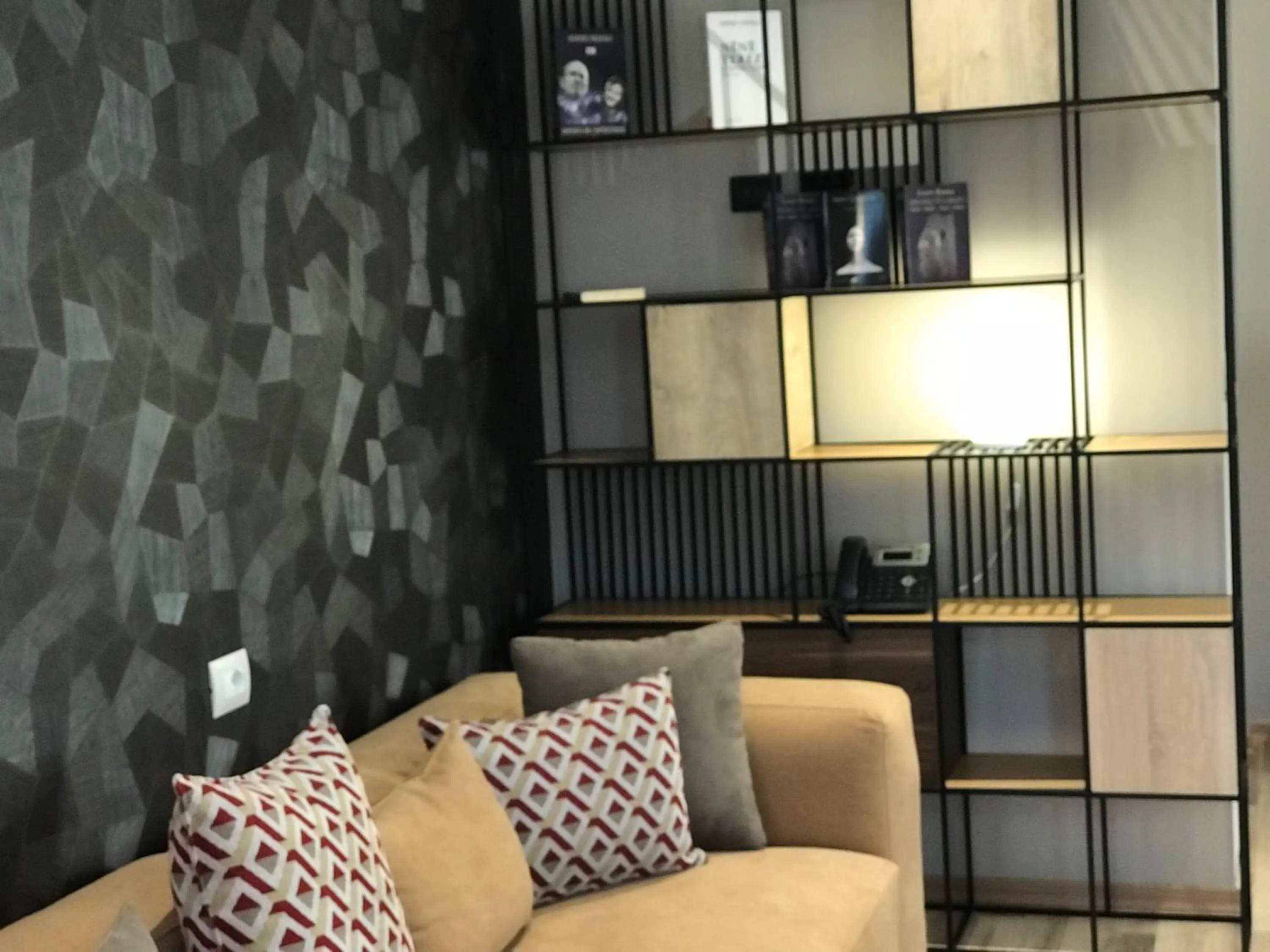 Library in Hotel Deluxe