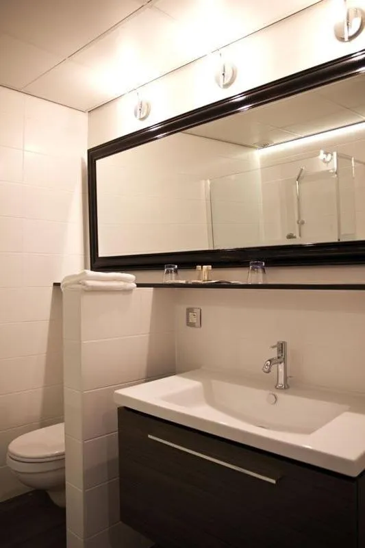 King Room - Disability Access in Blanckthys Hotel Voeren