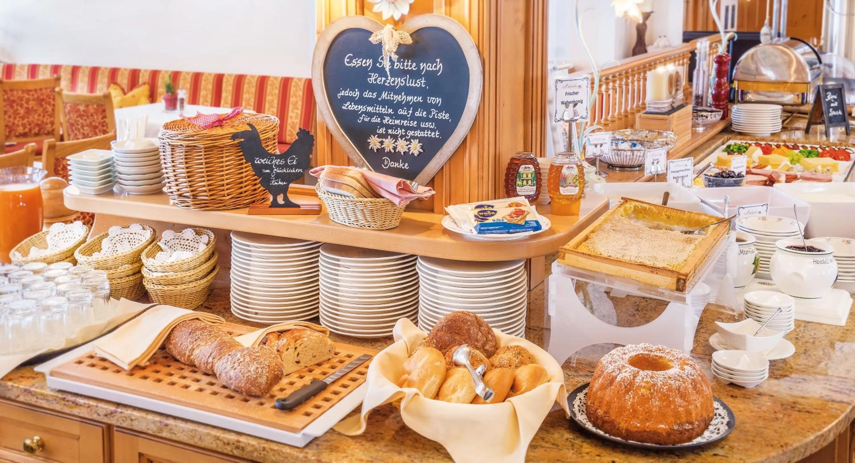 Buffet breakfast in Belavita B&B