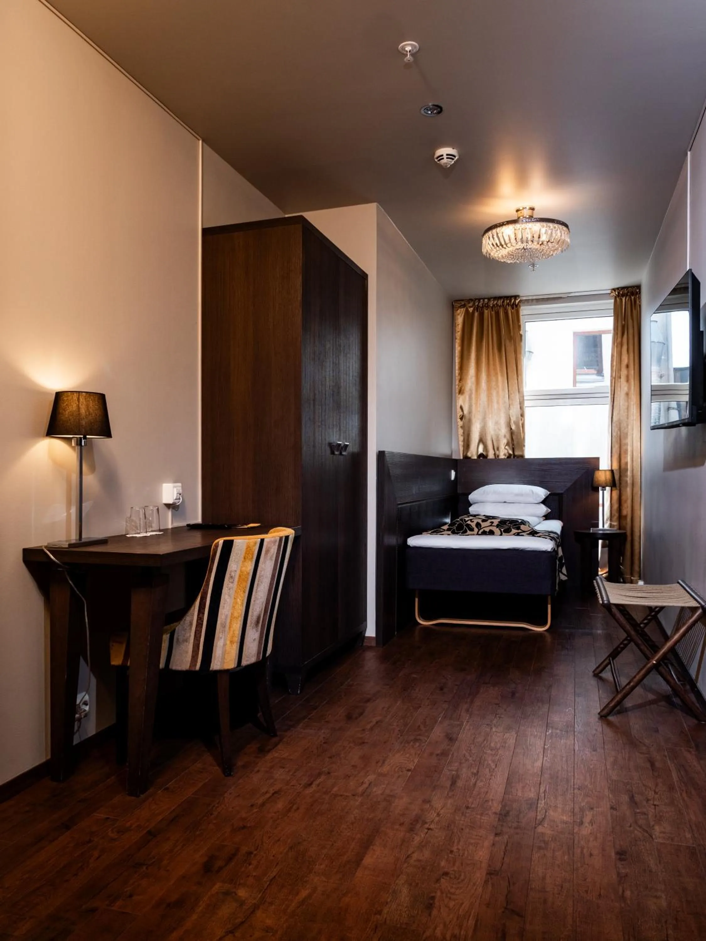 Bedroom, Bed in Banken Hotel