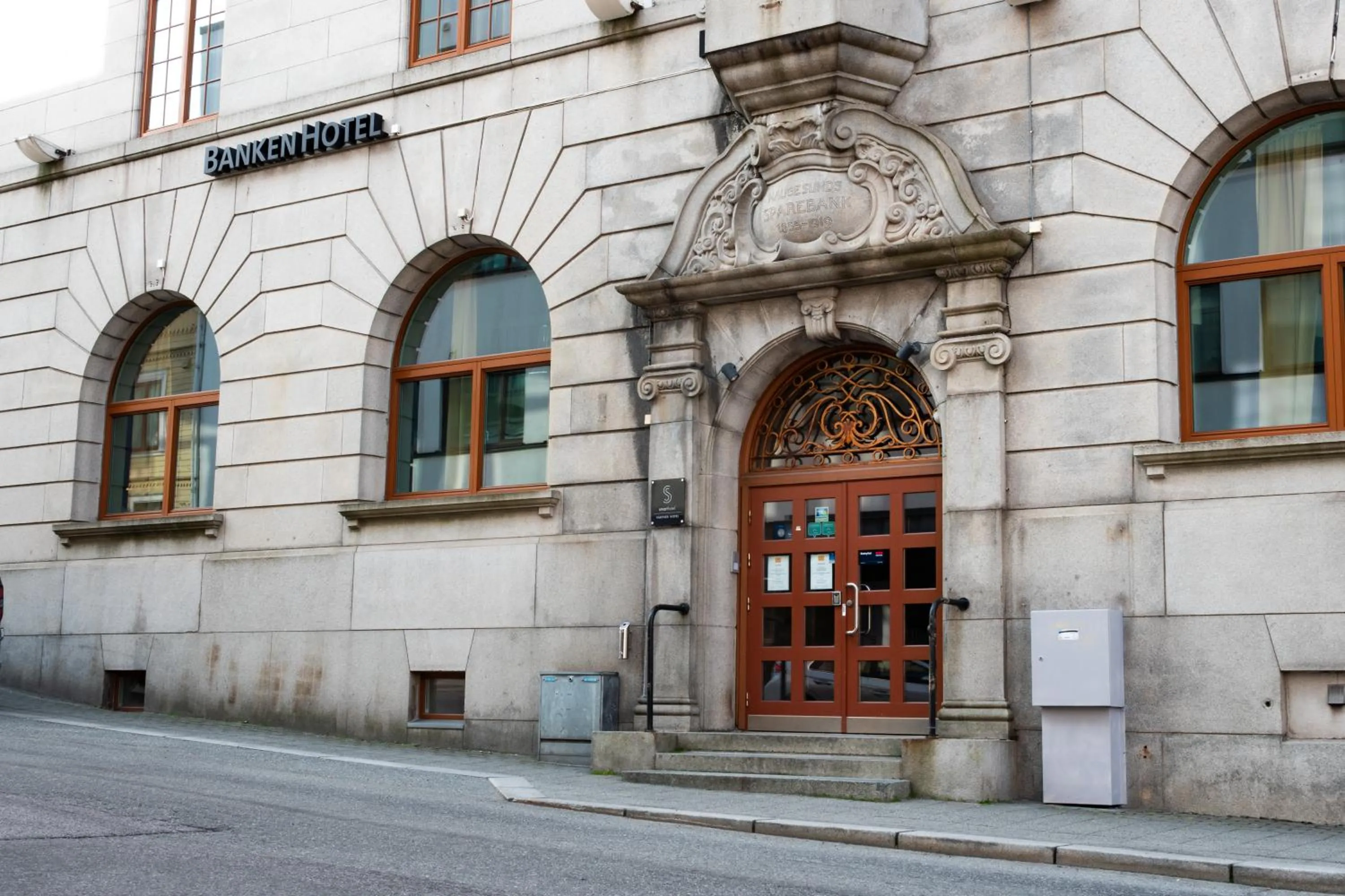 Property building in Banken Hotel